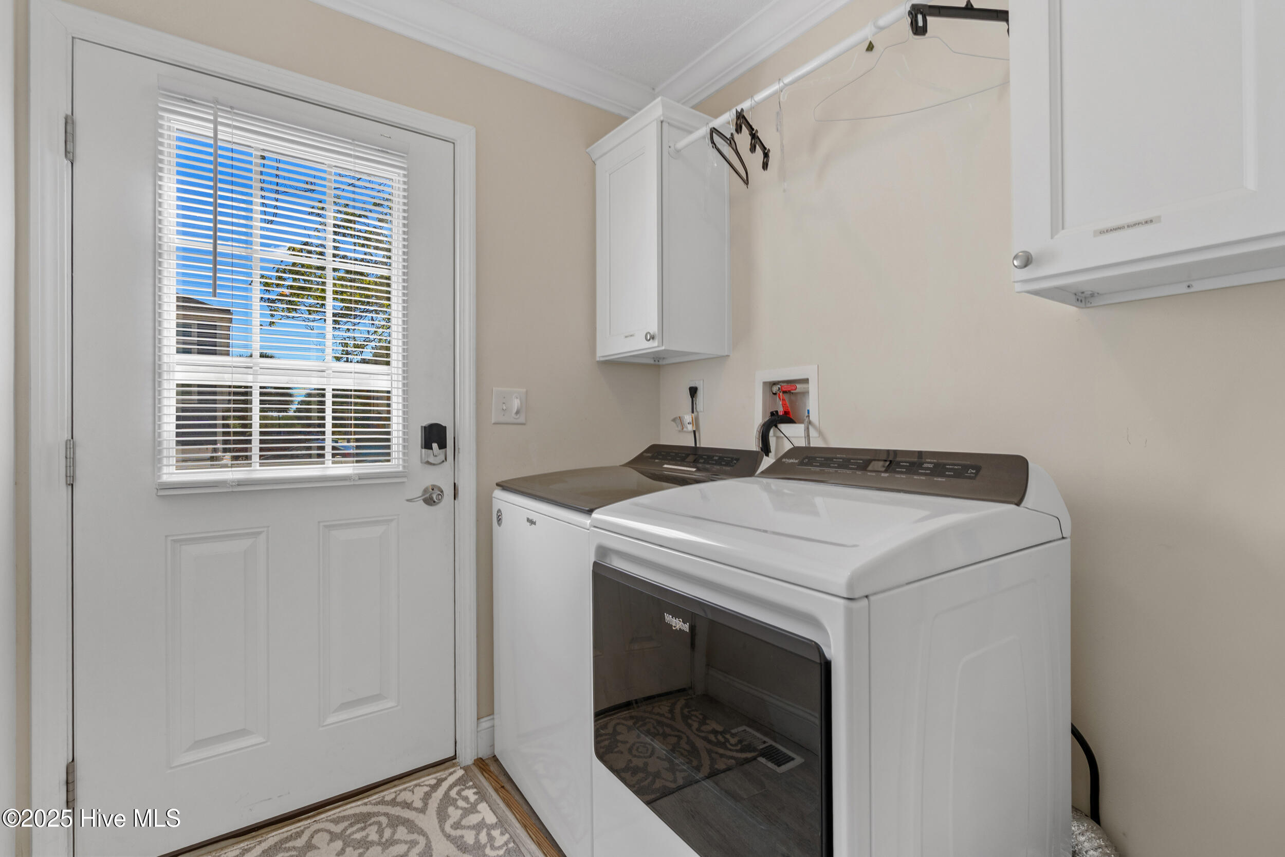 100539240 | Photo 24