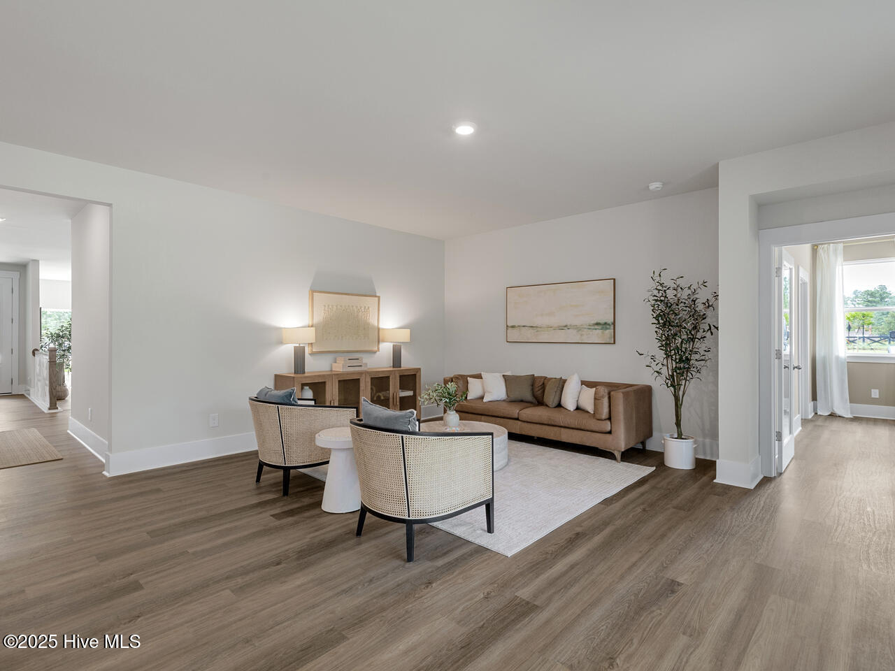 100539469 | Photo 15