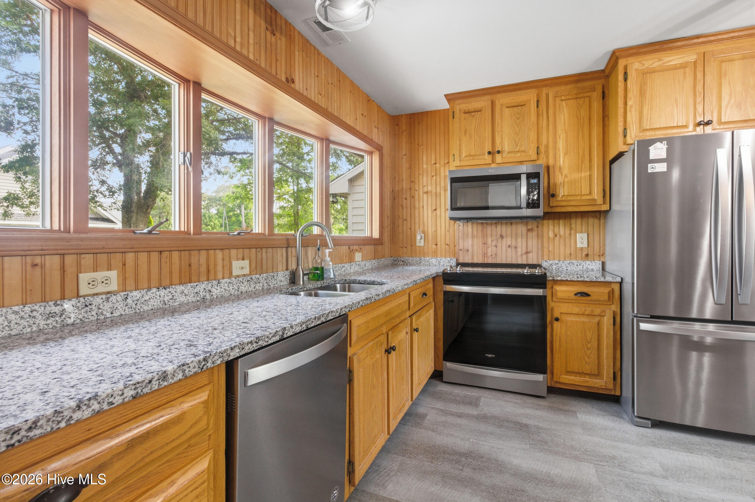 206 Spruce Drive,Morehead City