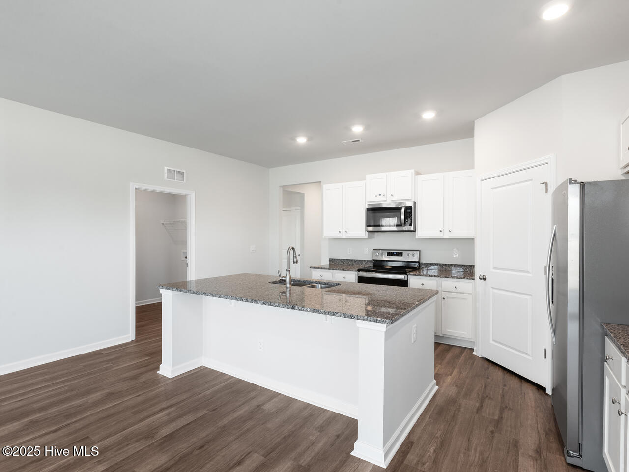 1116 Indigo Bunting Drive Lot 53, Leland, NC 28451 – photo 8: 5- Similar to