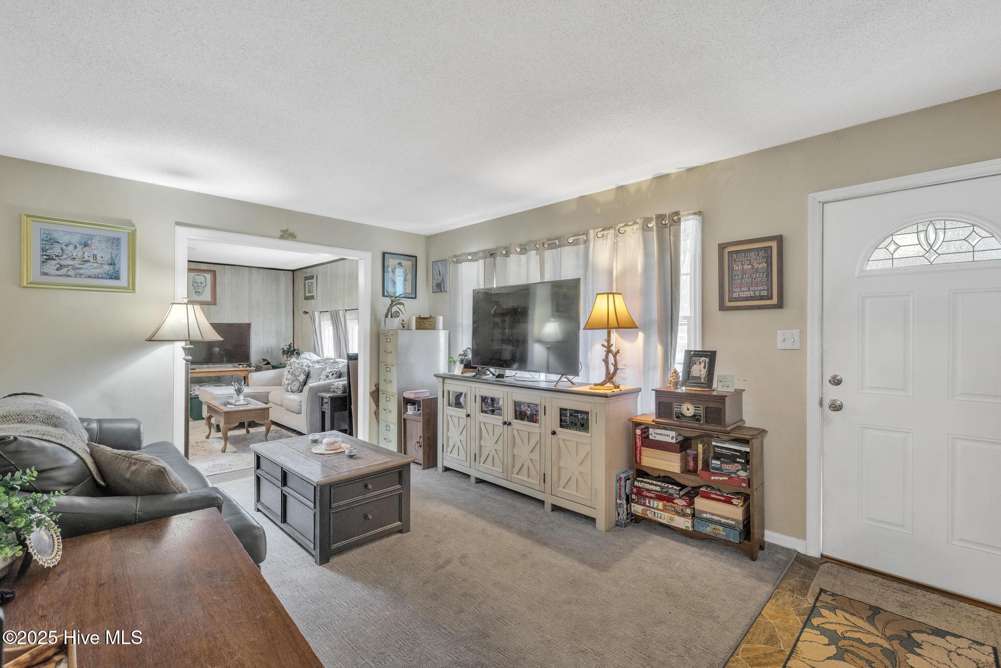 107 Wilda Drive, Jacksonville, NC 28546 – photo 5: 107 wilda 14