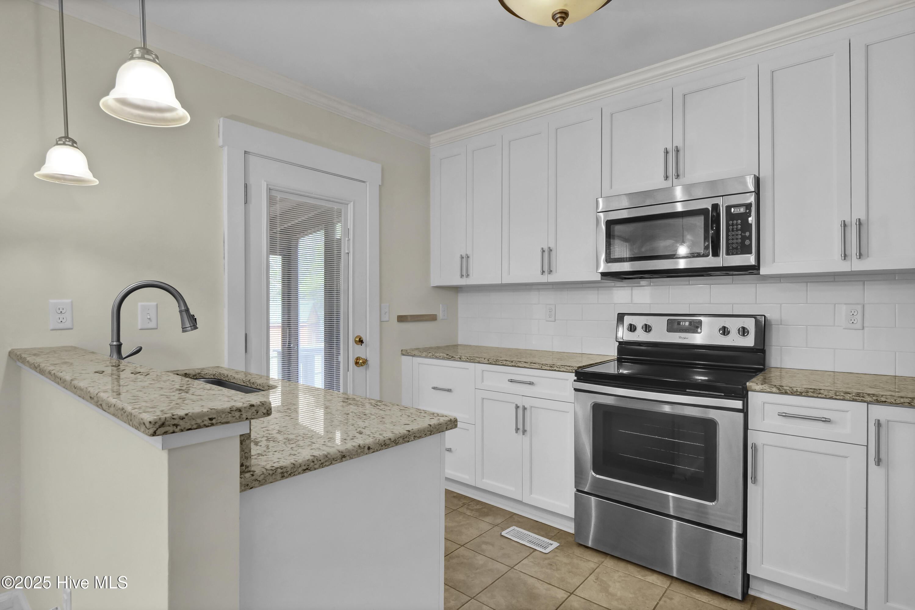 403 Noble Street, Wilmington, NC 28405 – photo 9: 009_p2499790_454