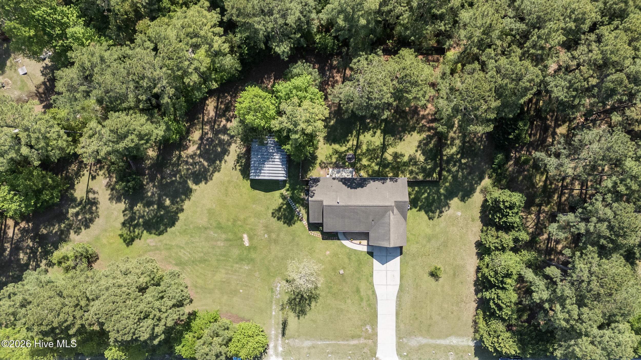 100567531 | Photo 52