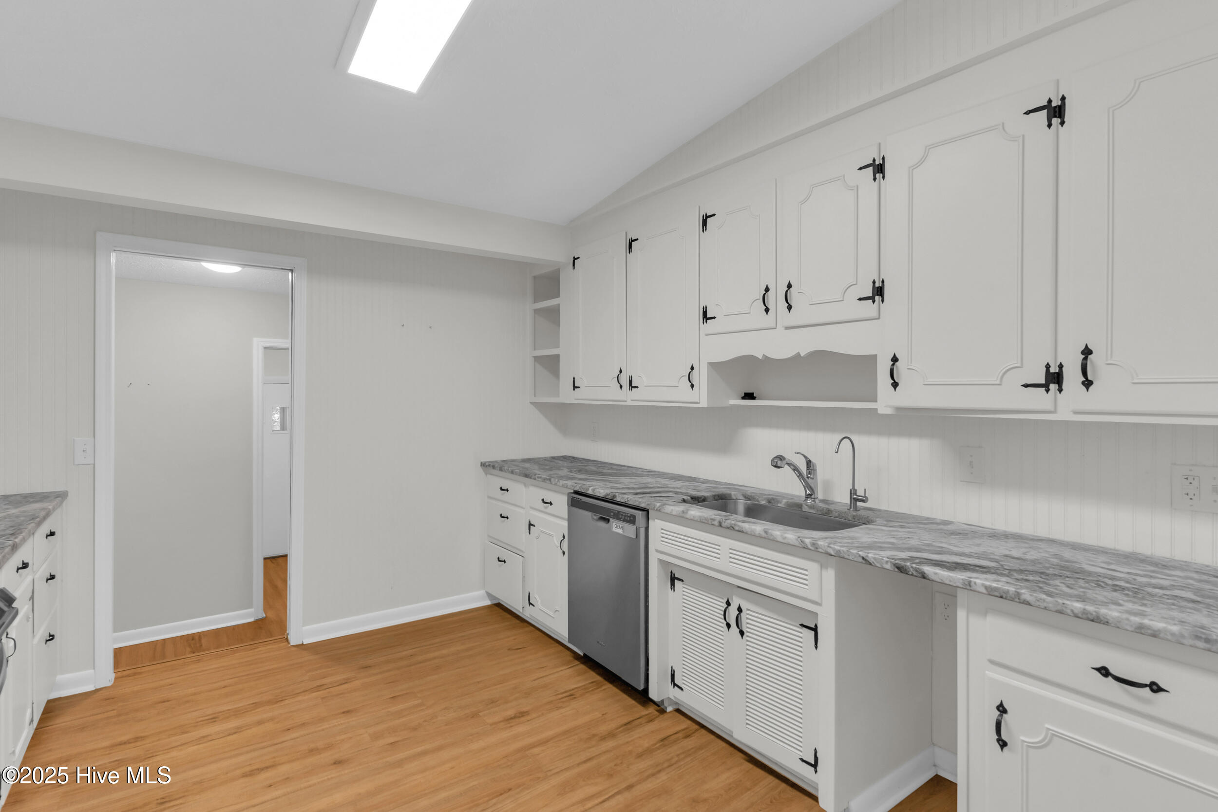 100532133 | Photo 20