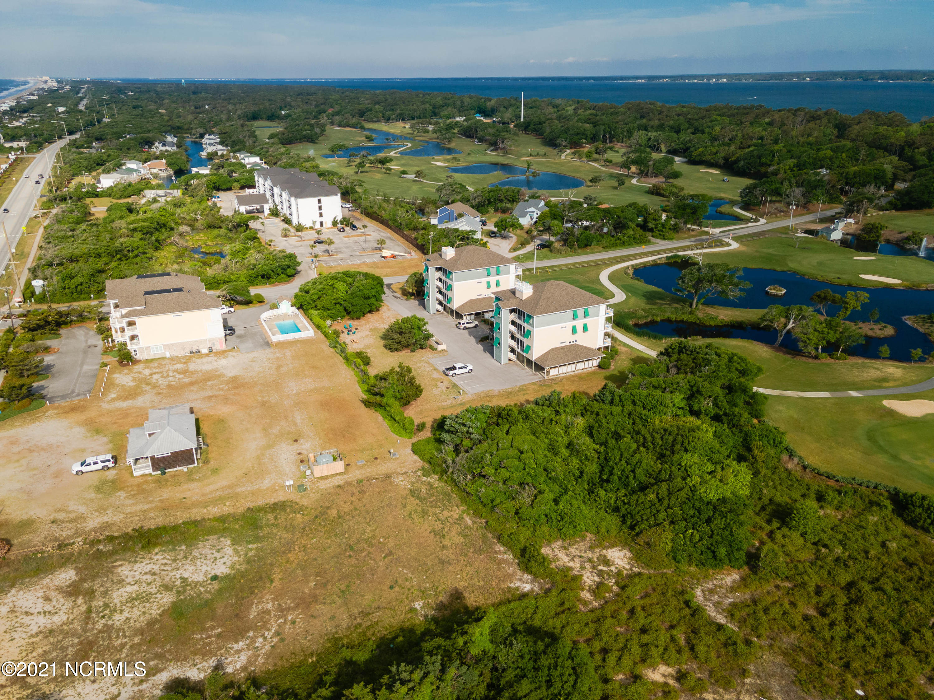 112 Oakleaf Drive 902a,Pine Knoll Shores