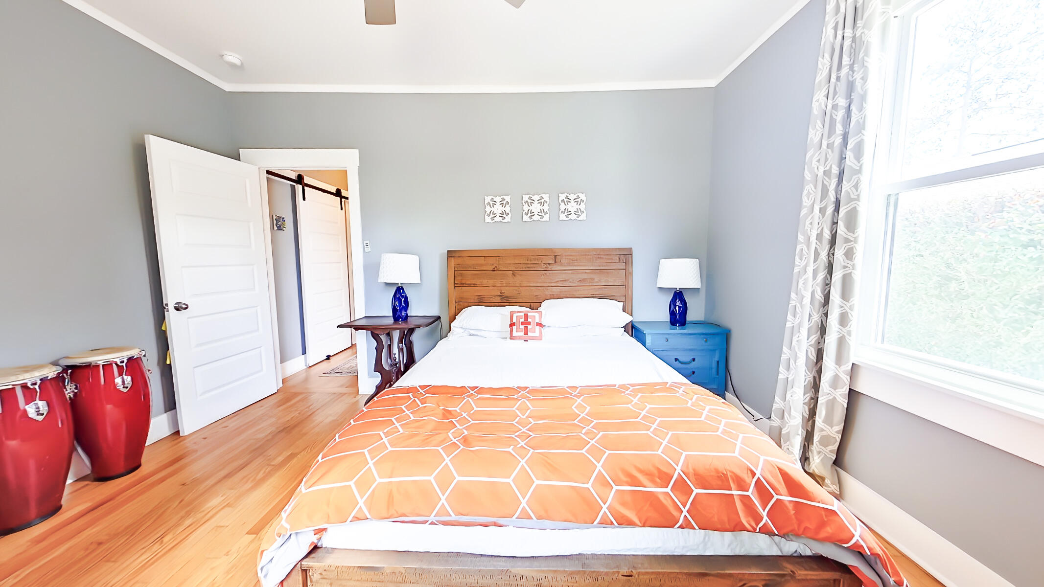 11-Guest Bedroom