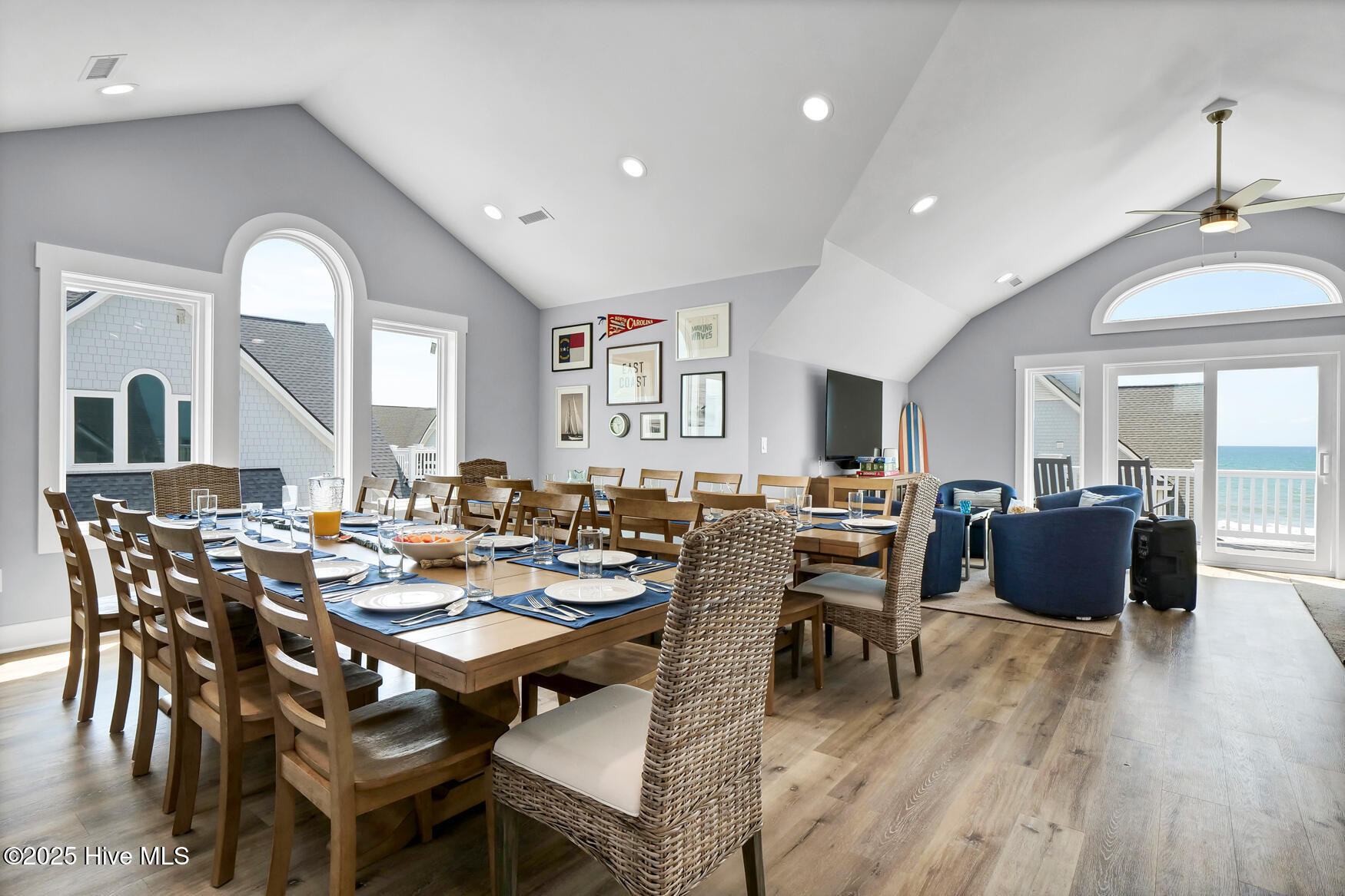 100544154 | Photo 18