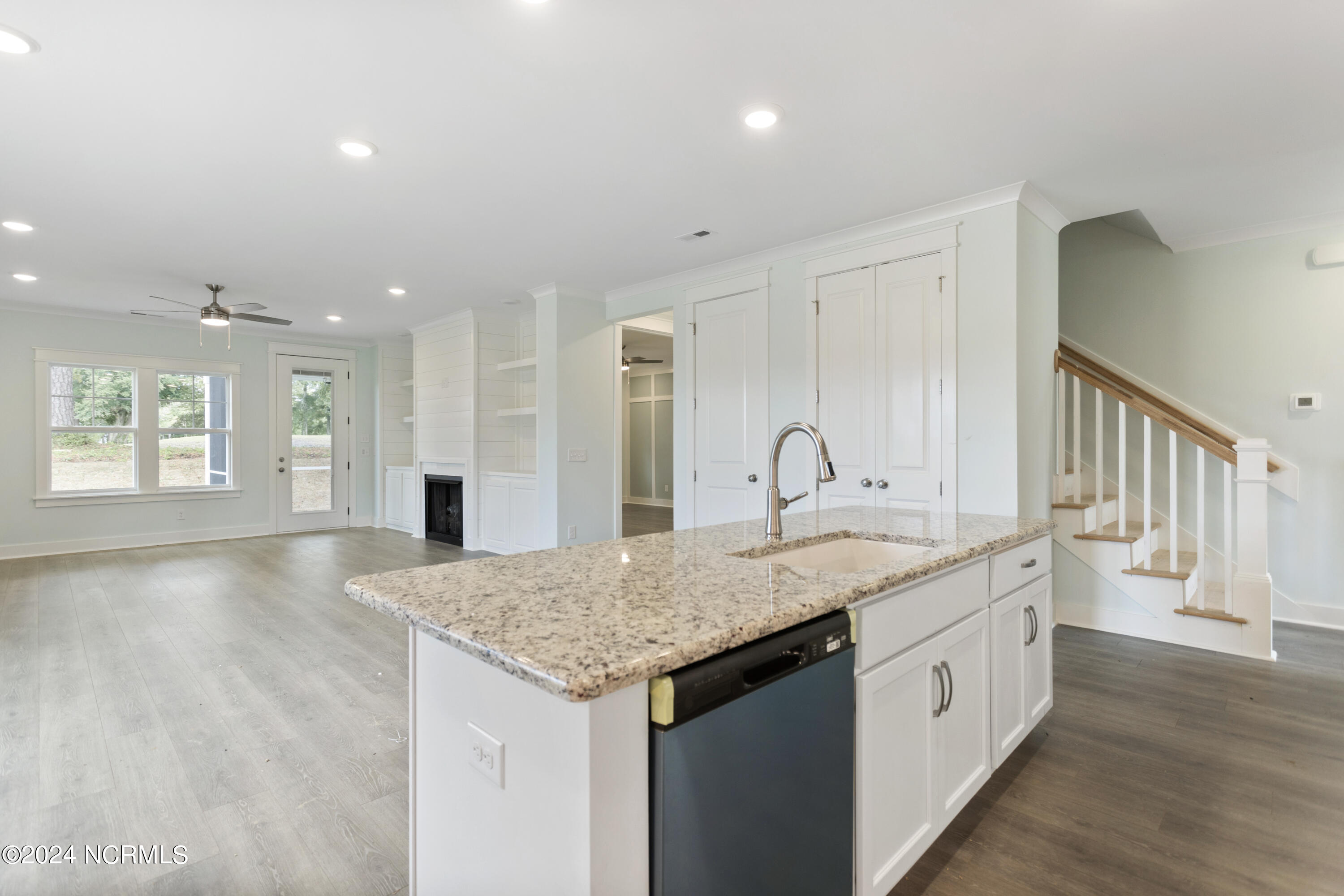 100543497 | Photo 10