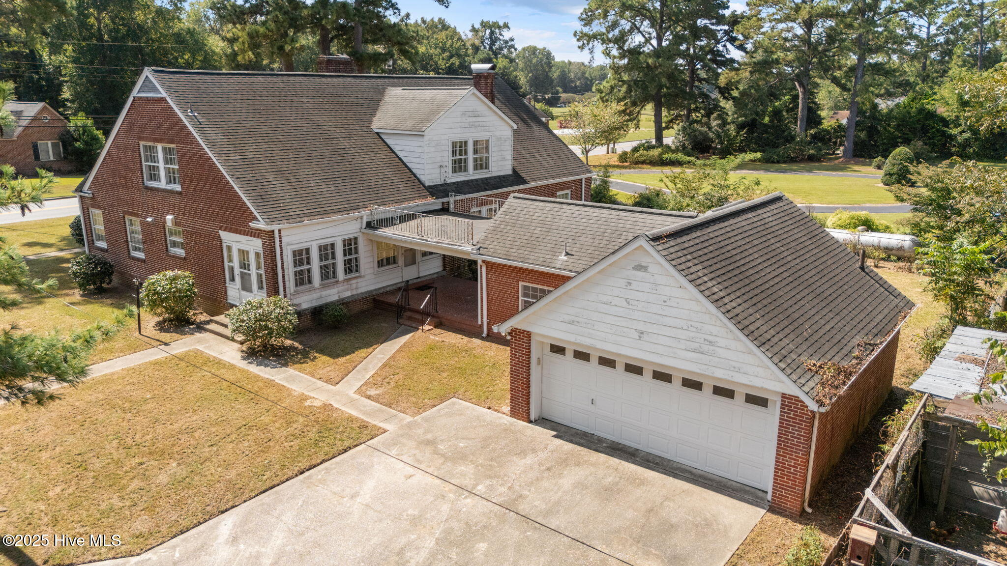 Homes for sale in Bethel, NC | 290 W Washington St, Bethel, NC 27812 | MLS# 100533166