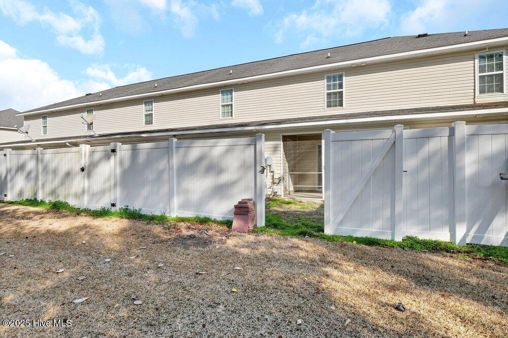 100546916 | Photo 27