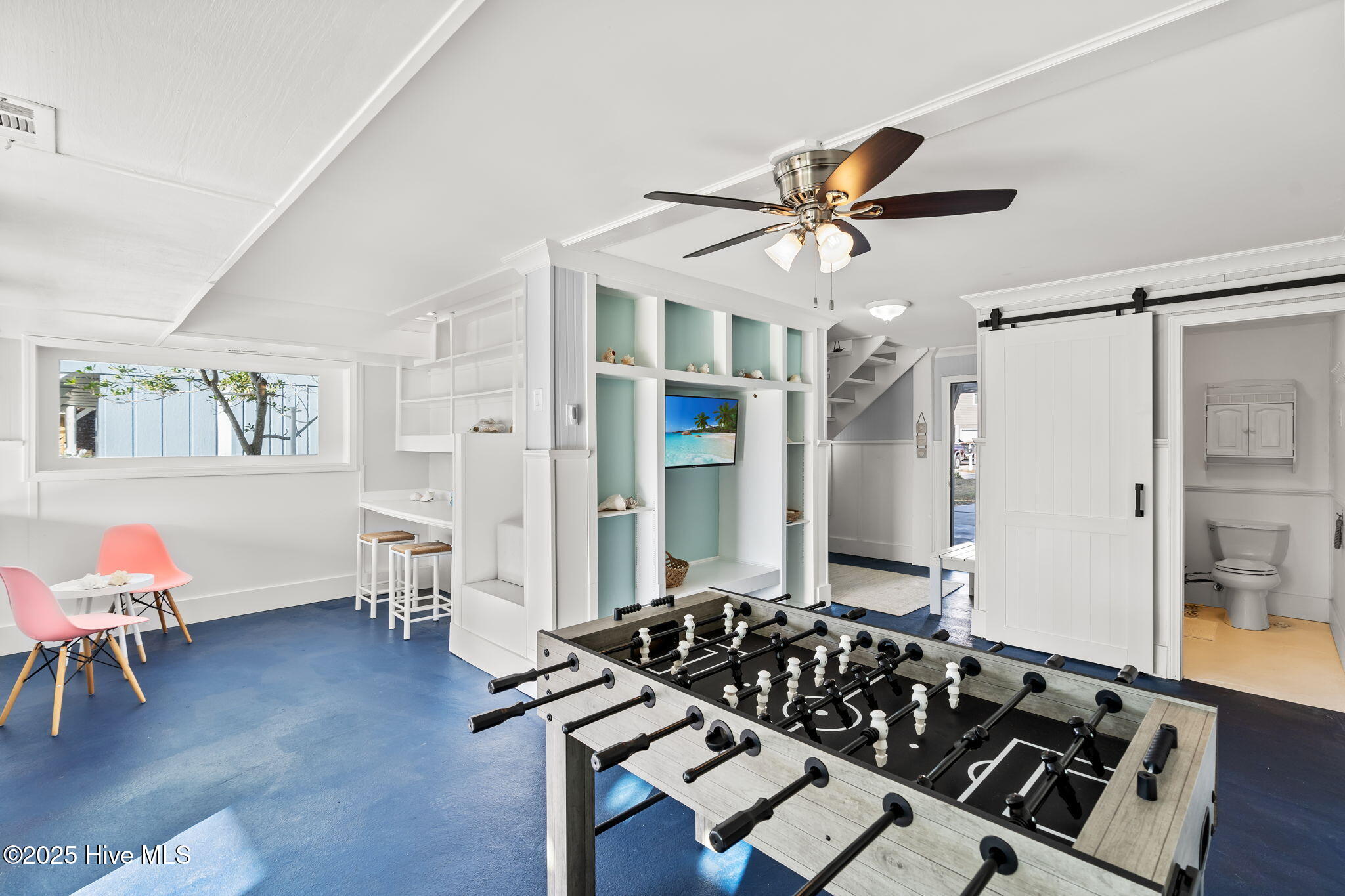 100542340 | Photo 26