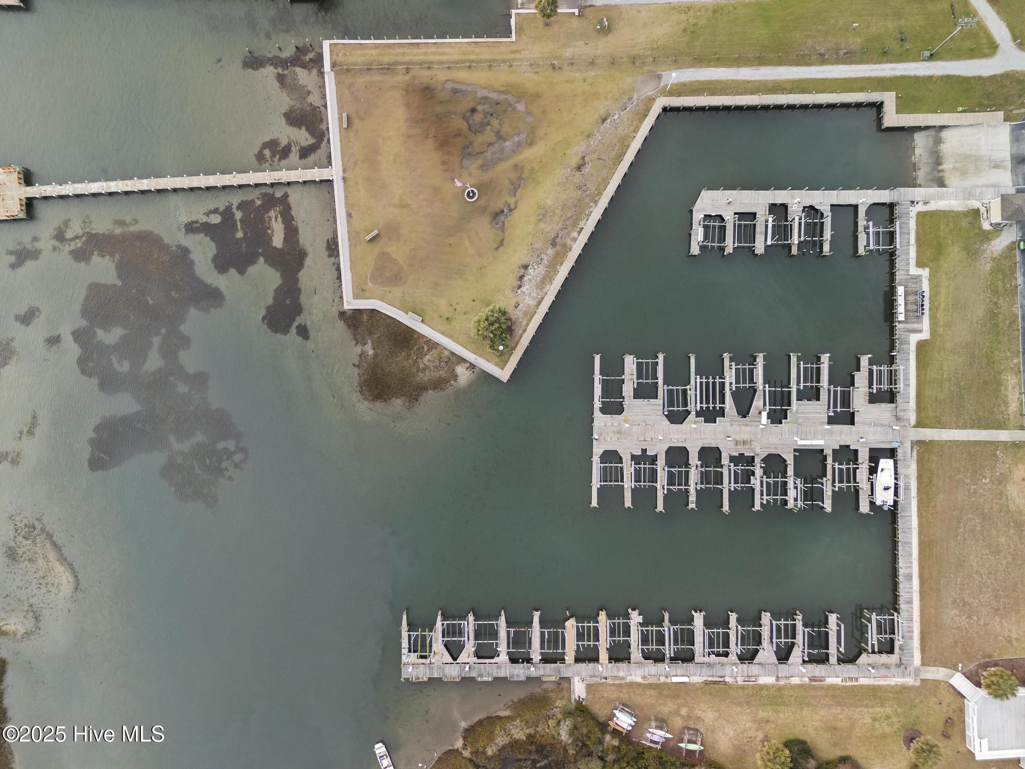 100544751 | Photo 21