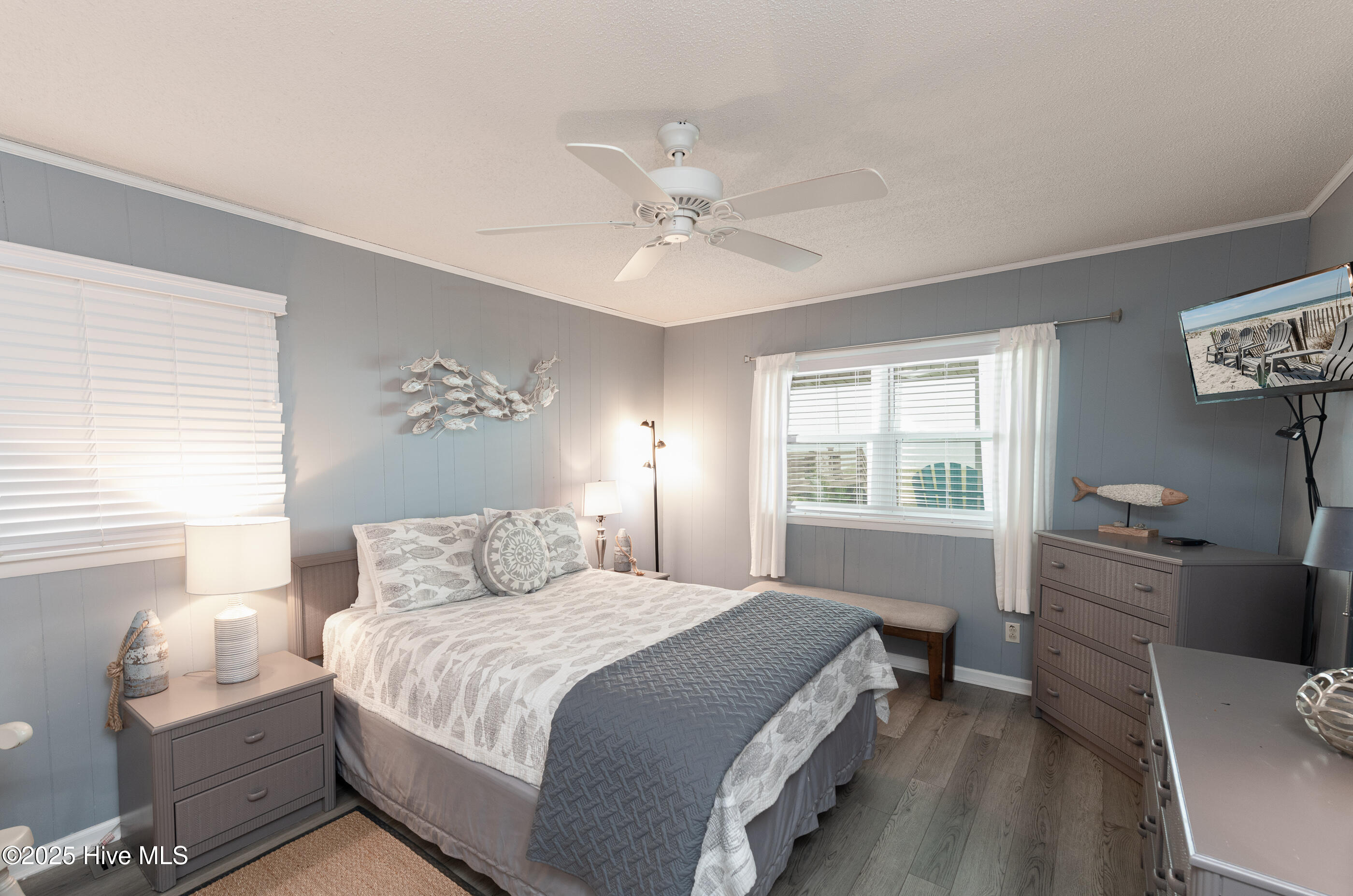 100557462 | Photo 34