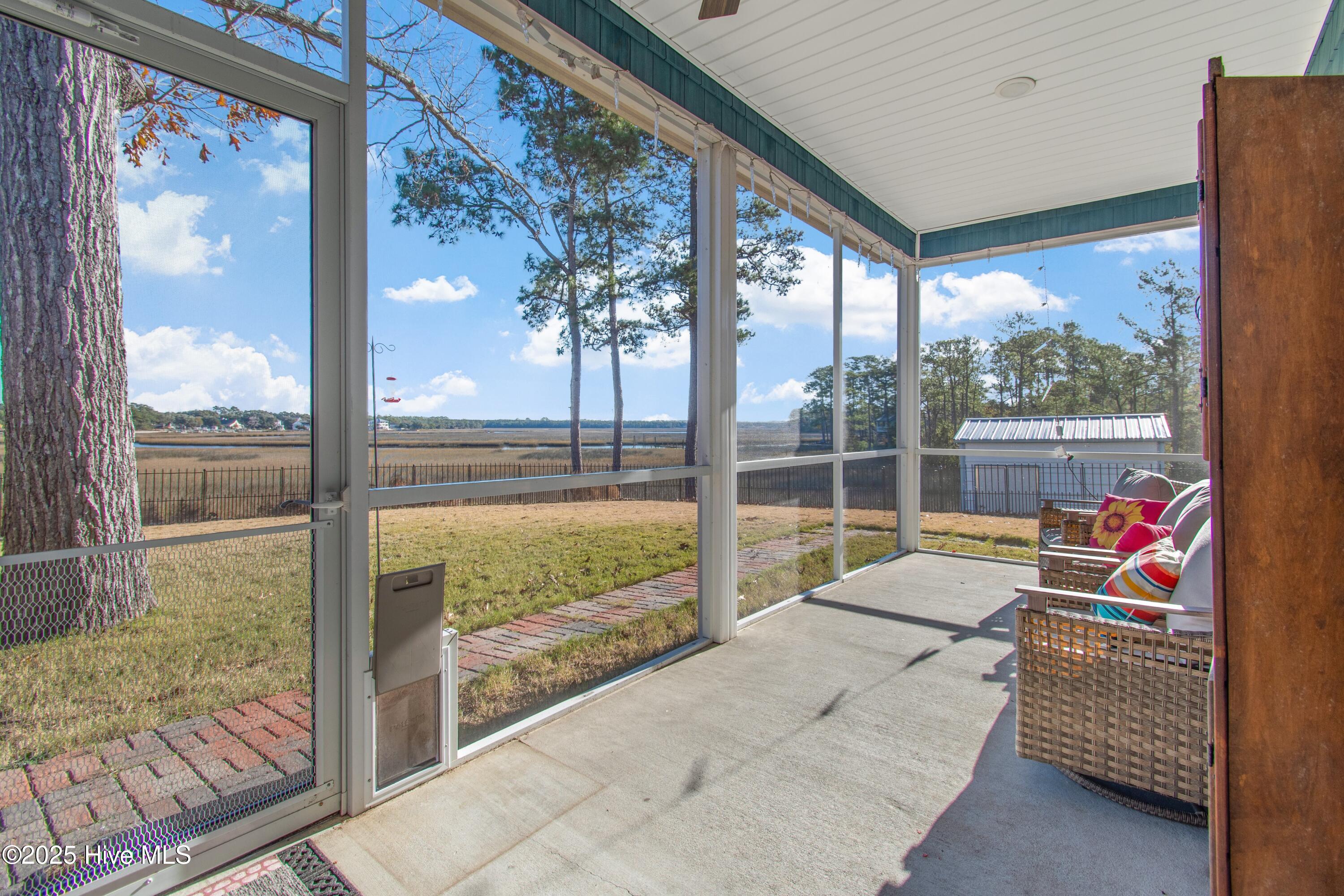 100545993 | Photo 23