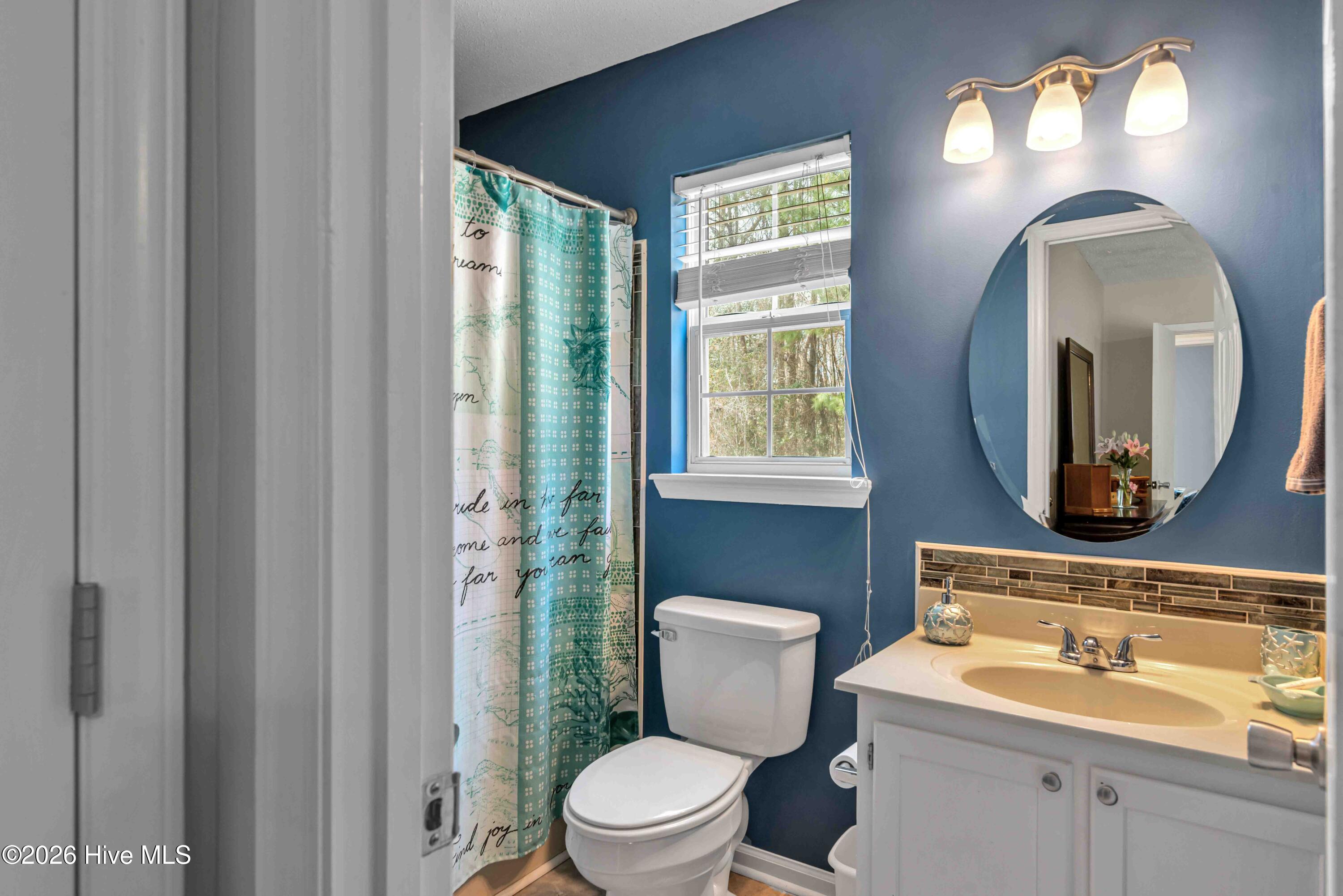 100558761 | Photo 20