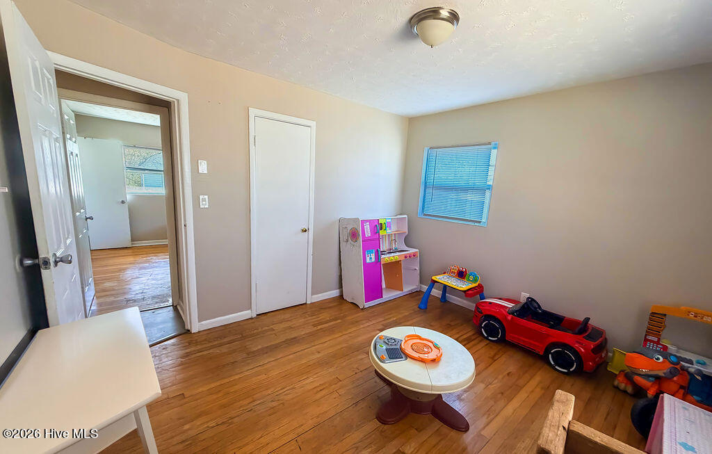 100560731 | Photo 20