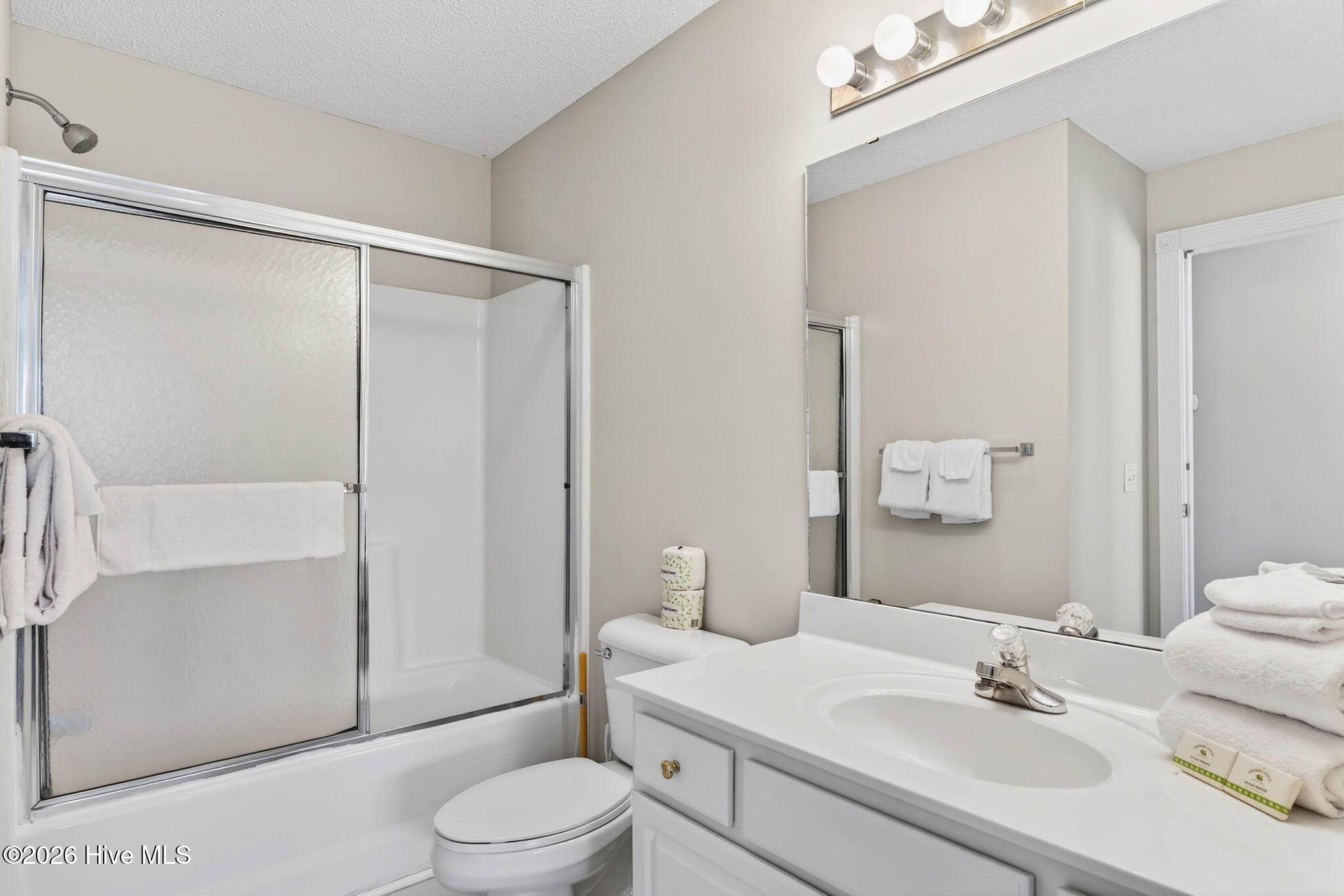 100561901 | Photo 20