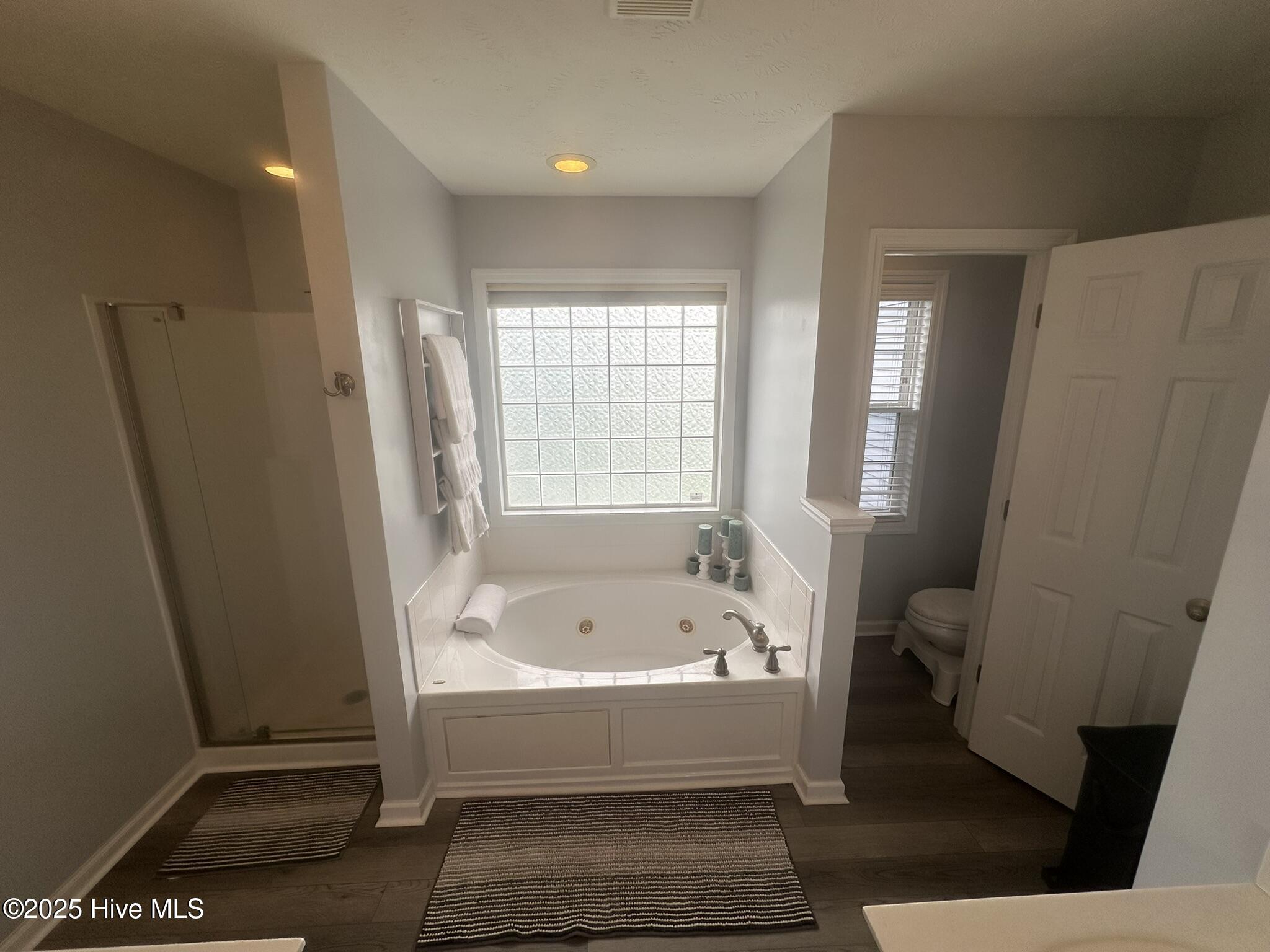 100563774 | Photo 10