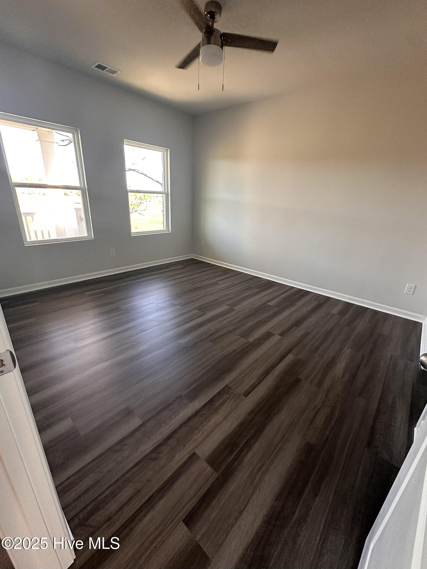 100537529 | Photo 13