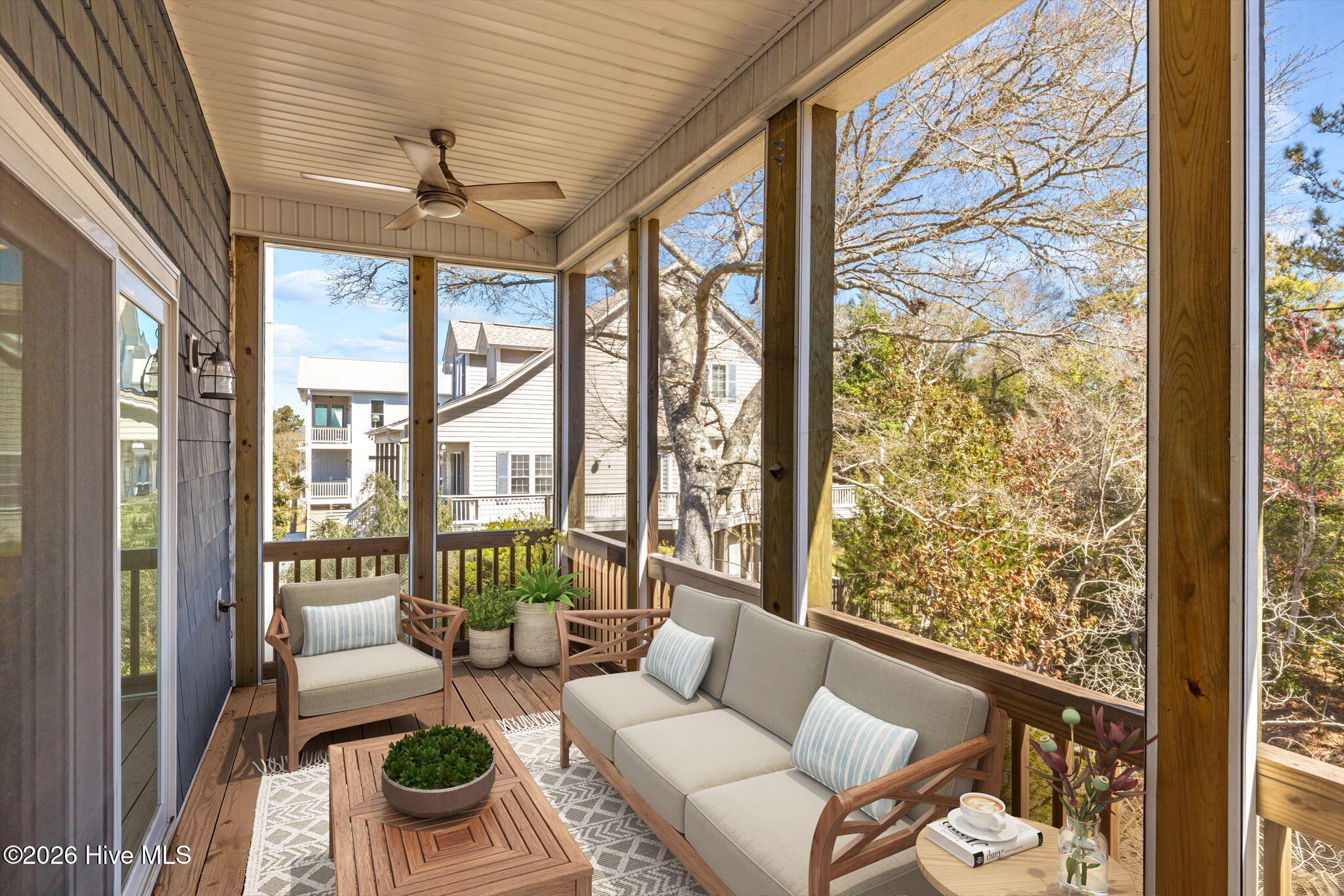 Screened in porch - outdoor living off kitchen and living area