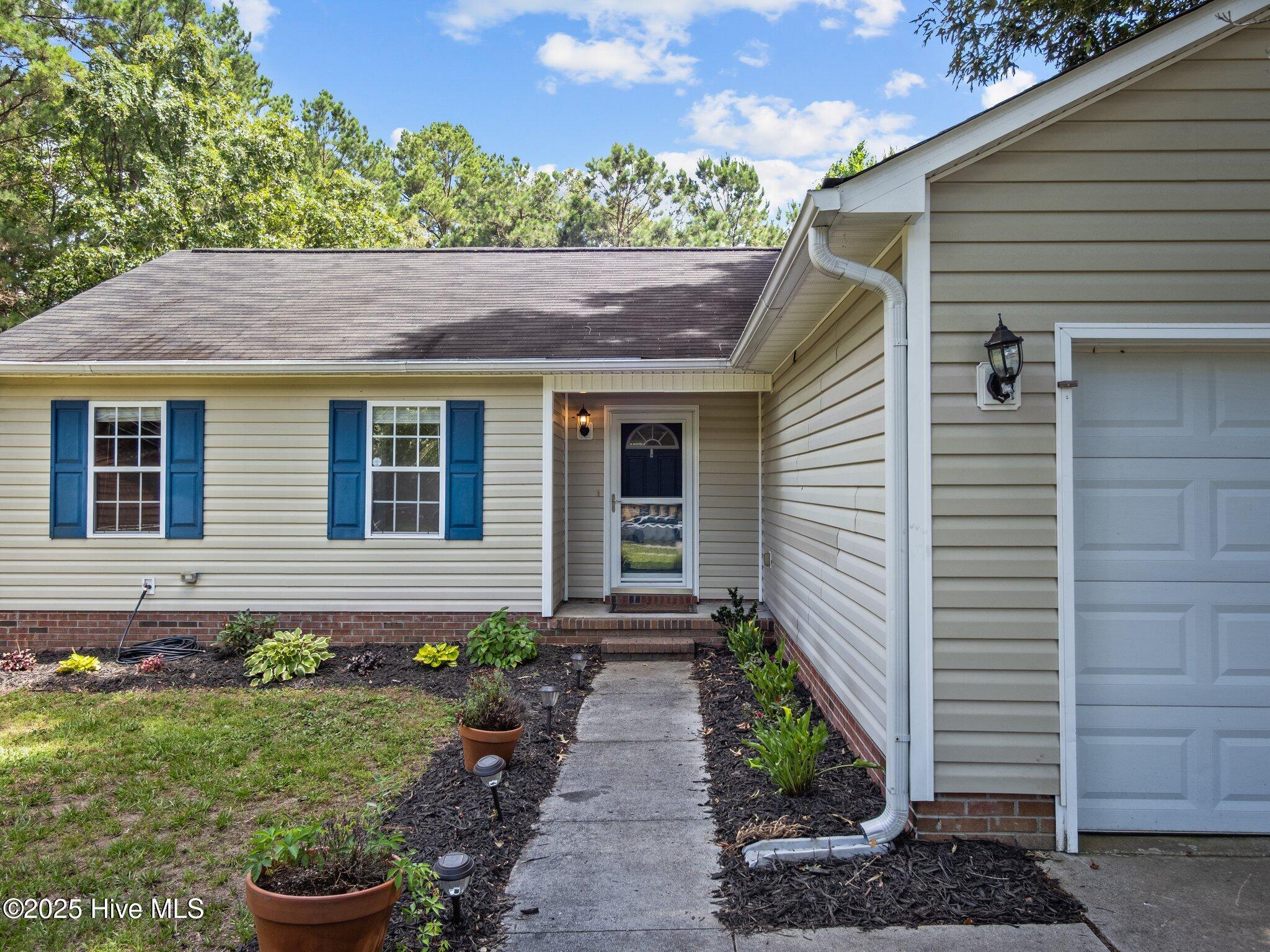 404 Silo Court, Hubert, NC 28539 – photo 3: 48-web-or-mls-P7011928