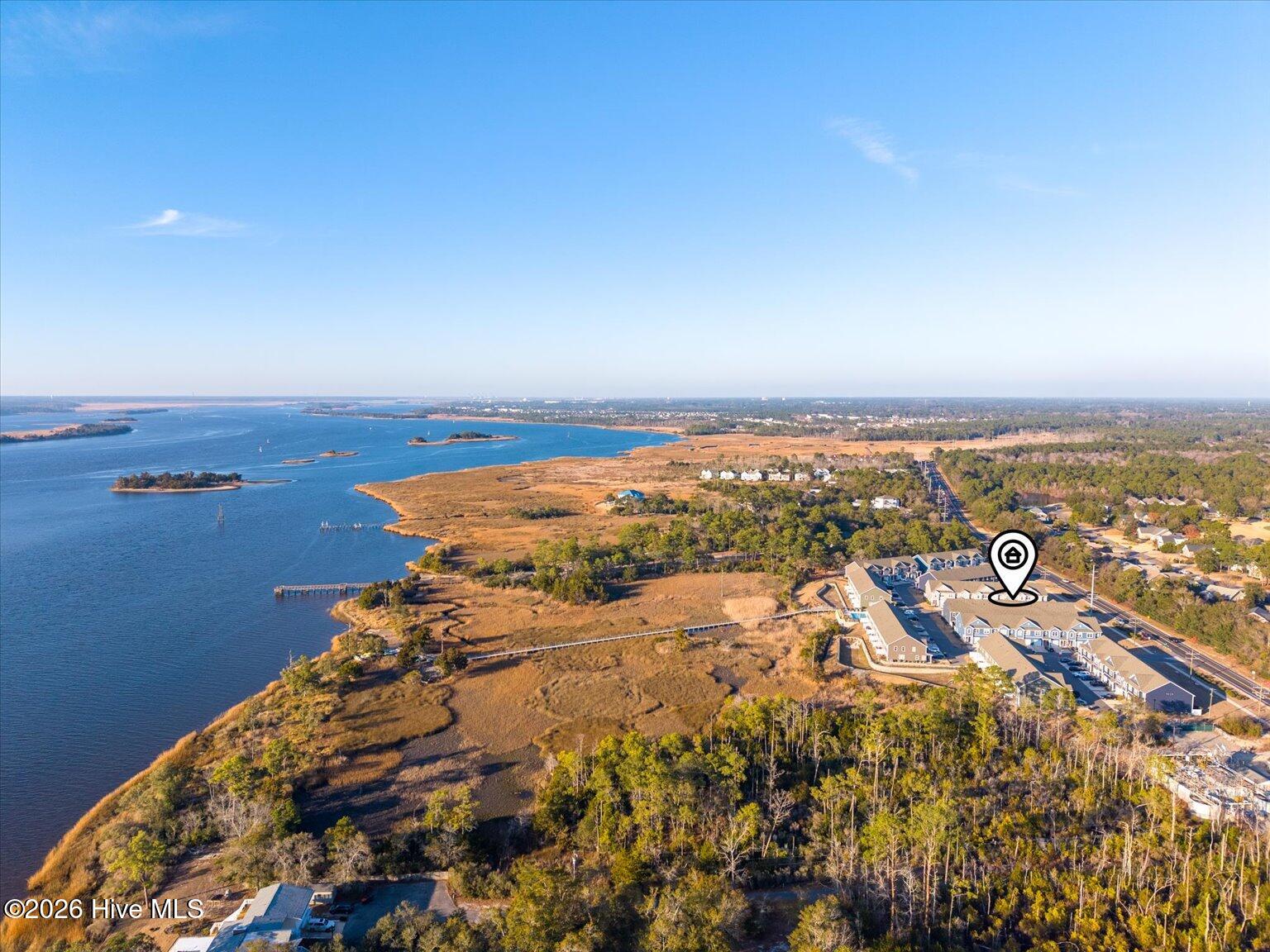 100548049 | Photo 66