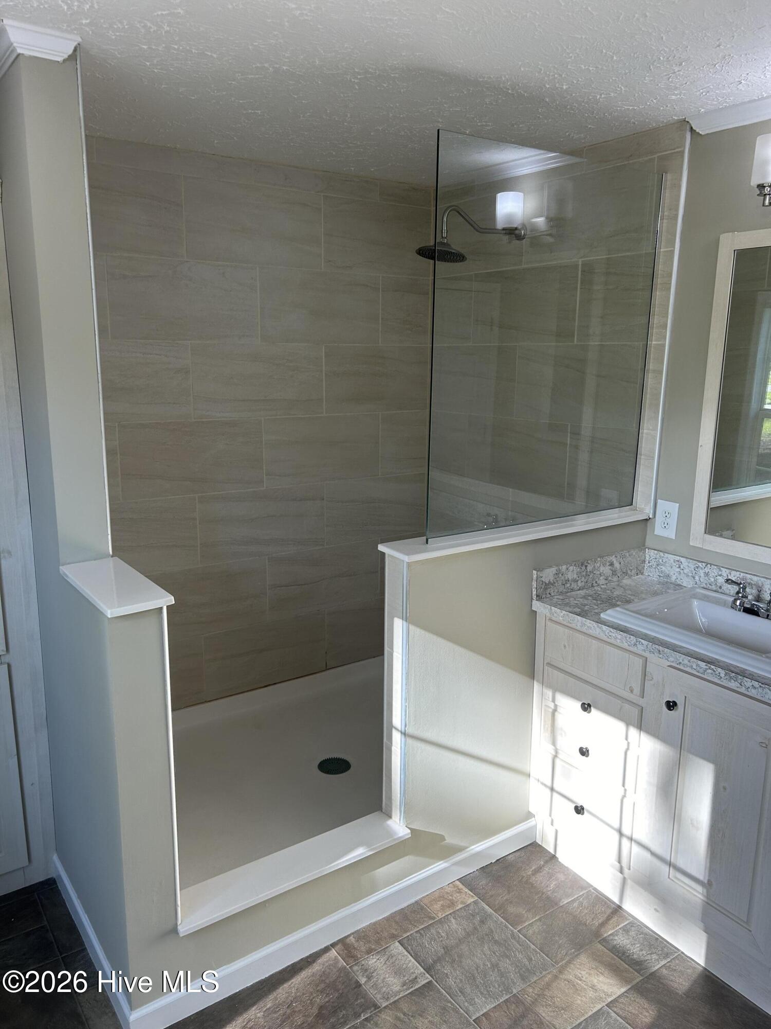 100559246 | Photo 11