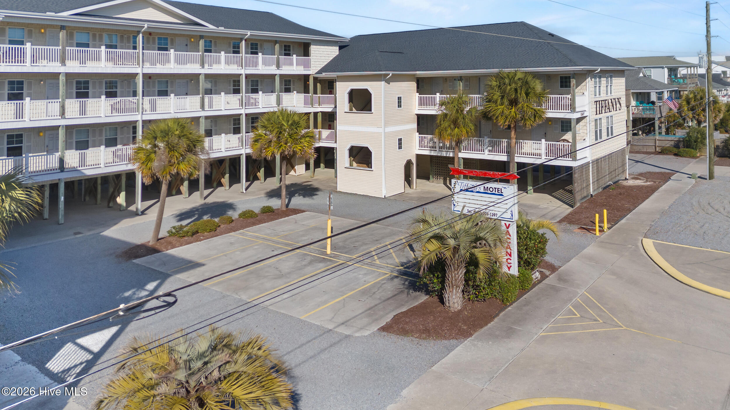 100547253 | Photo 22