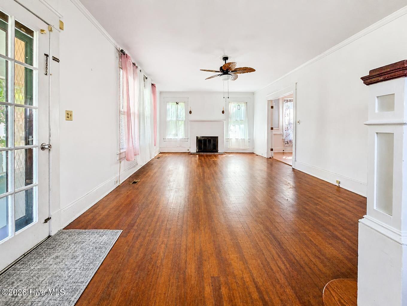 Photo 3 of Single family home for sale at 313 S Dyer St, Elizabeth City, NC 27909 | MLS# 100608972 | Listing updated on 2026-10-08