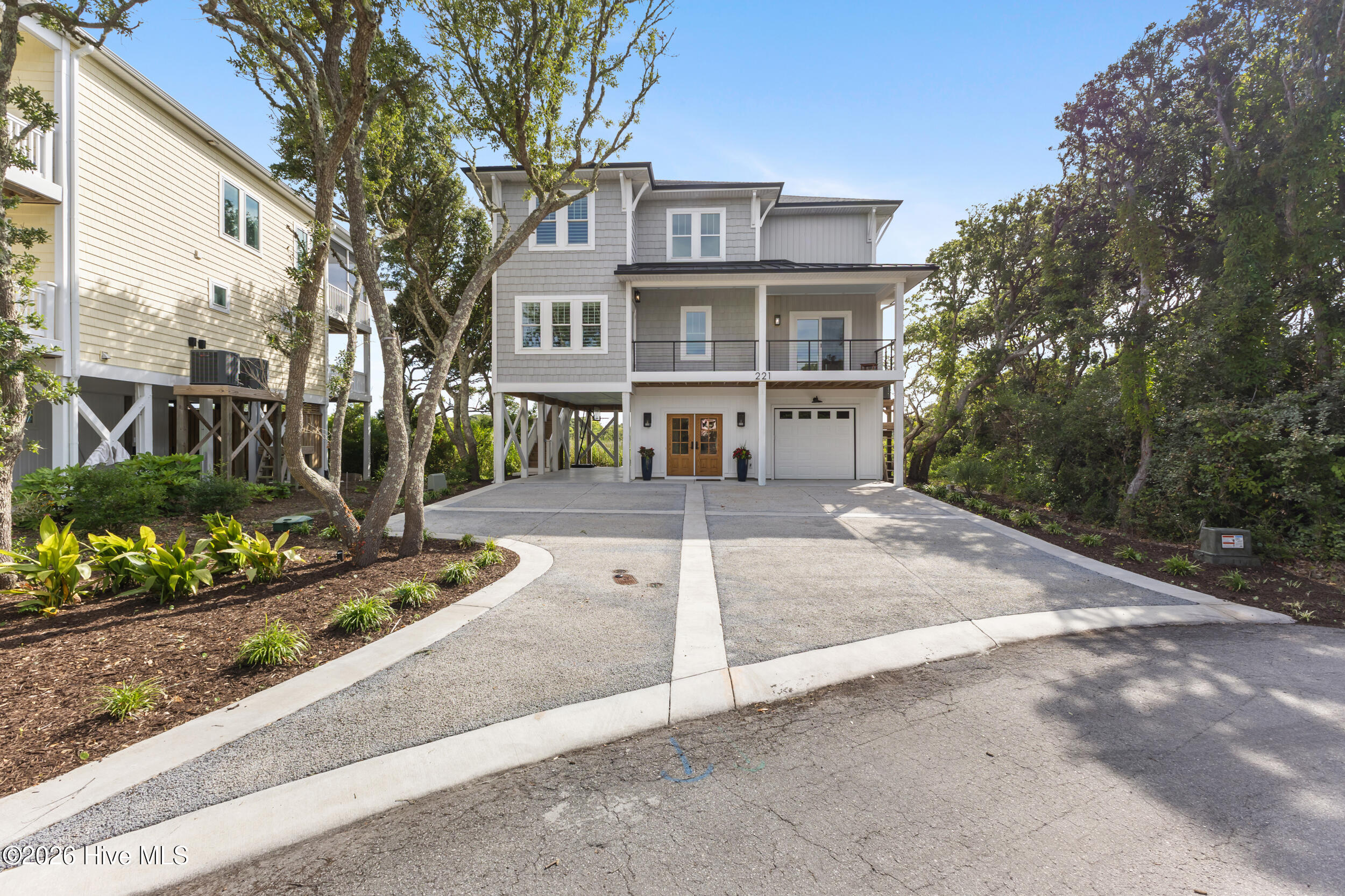 221 Porto Vista Drive,North Topsail Beach