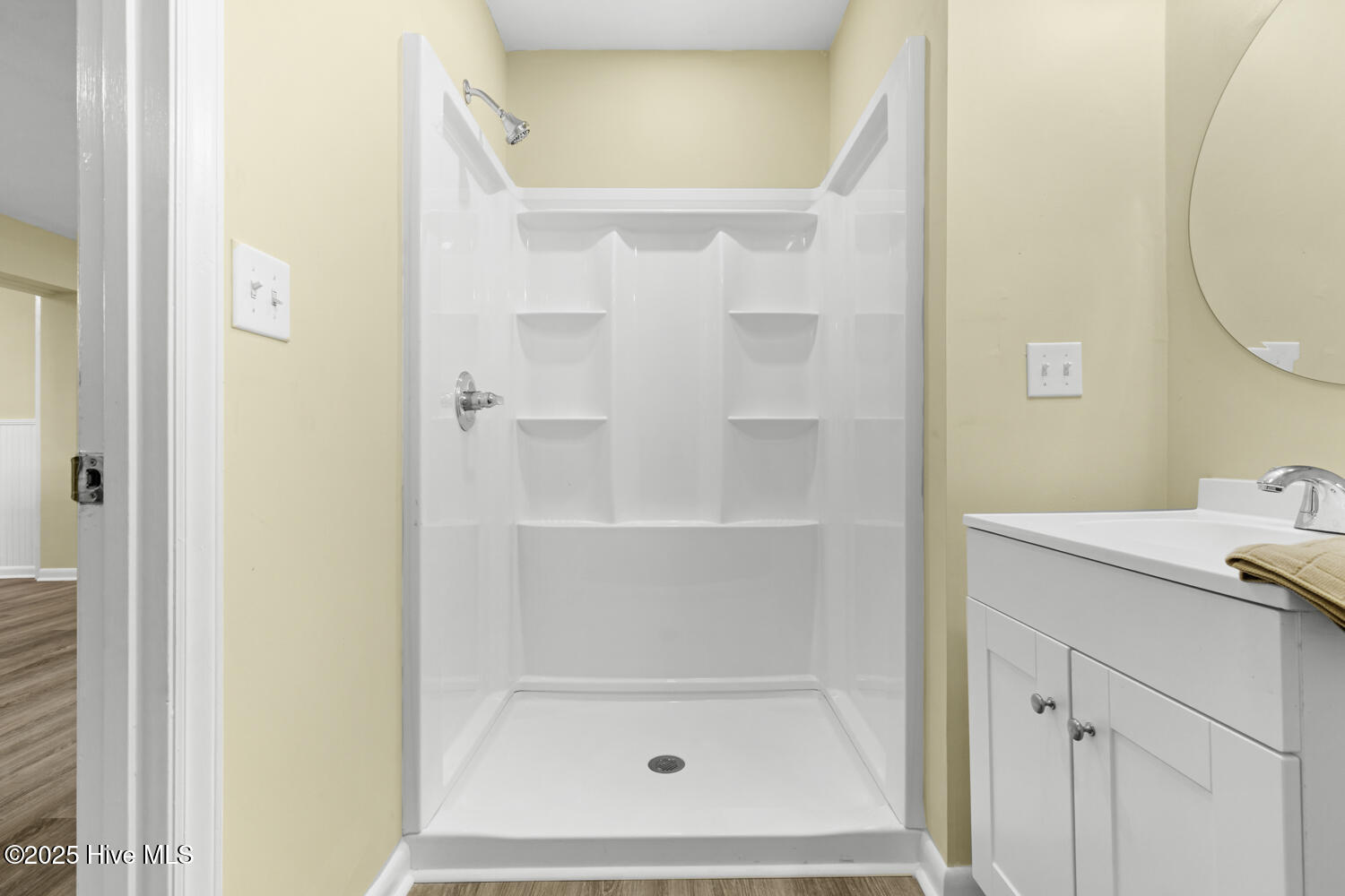 100534316 | Photo 19