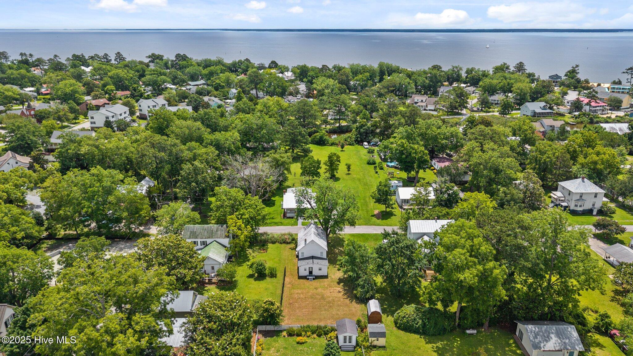 509 Academy Street, Oriental, NC, 28571