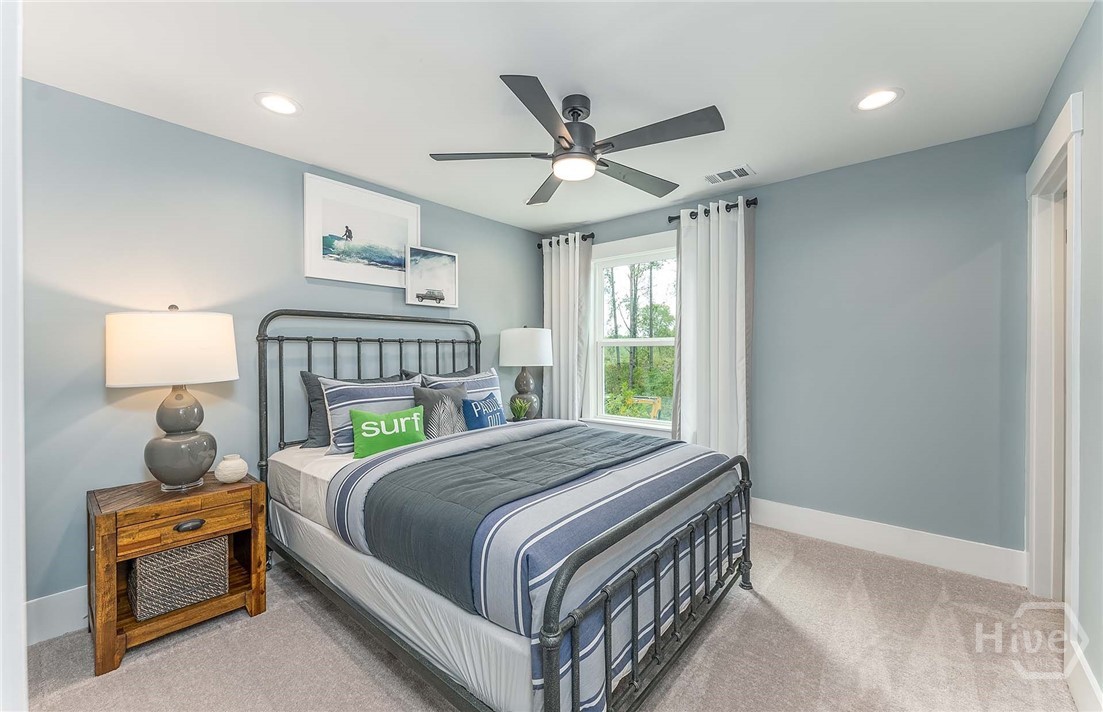 Pictures, photographs, colors, features, and sizes are for illustration purposes only and will vary from the homes as built.