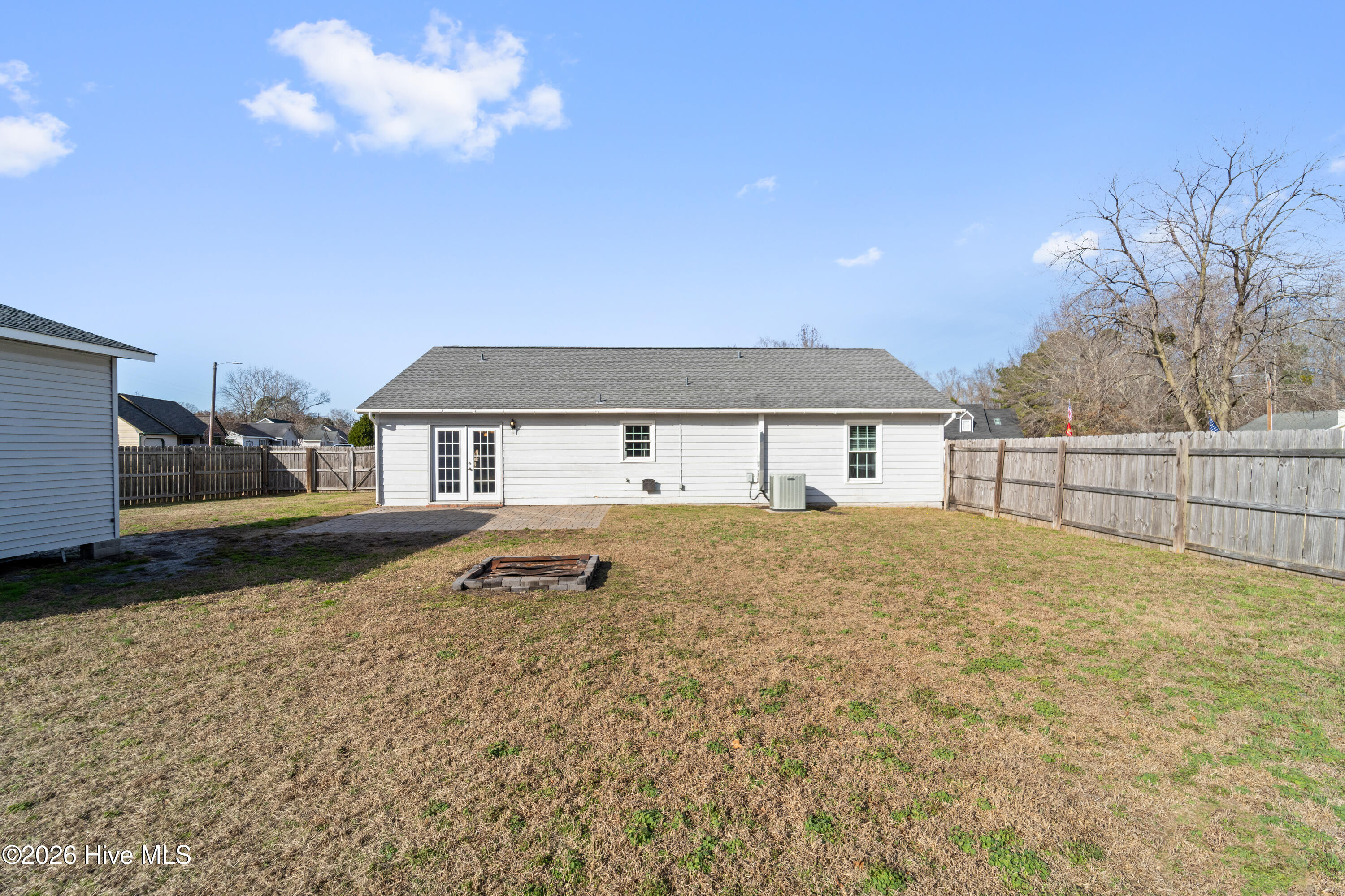 100549587 | Photo 17