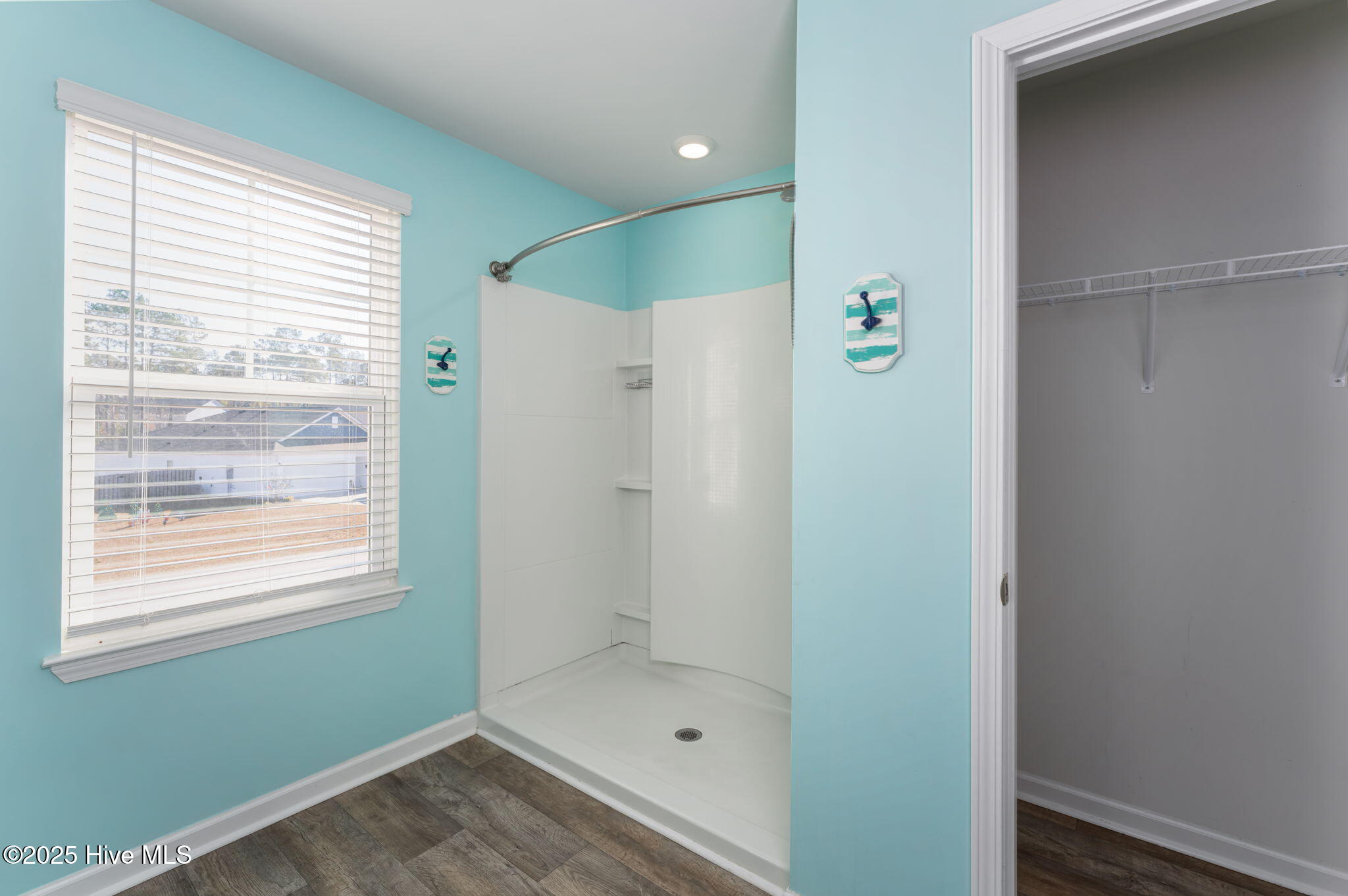 100523814 | Photo 15