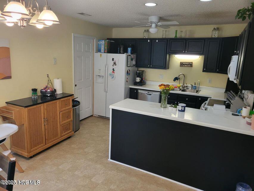 100543882 | Photo 16