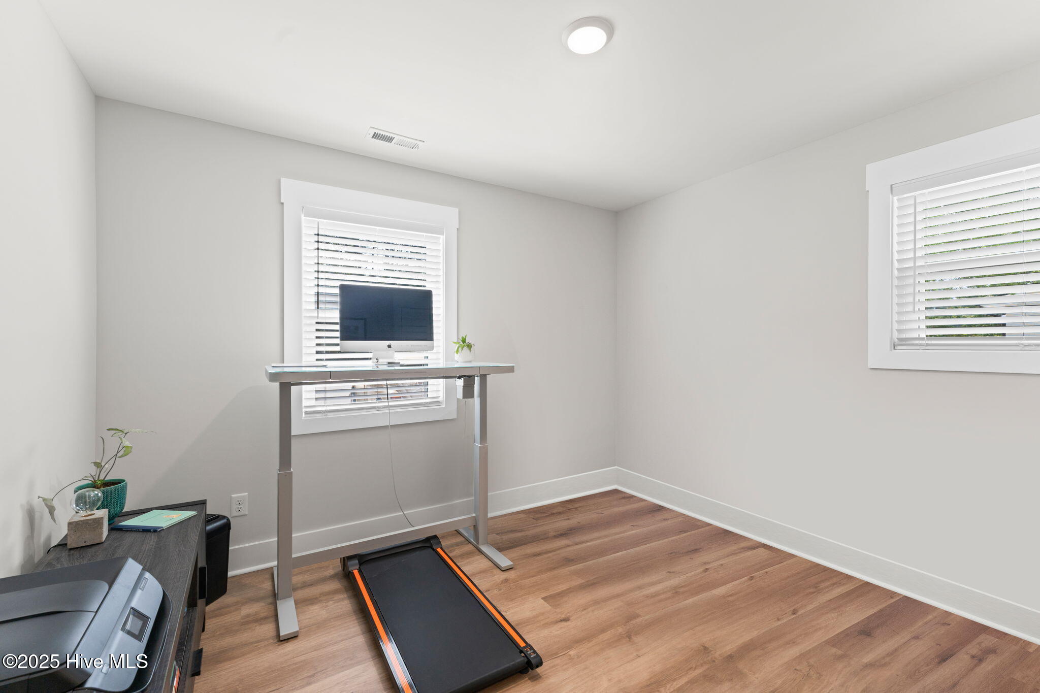 100509282 | Photo 34