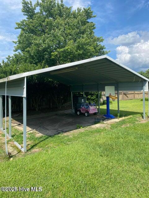 100549281 | Photo 32