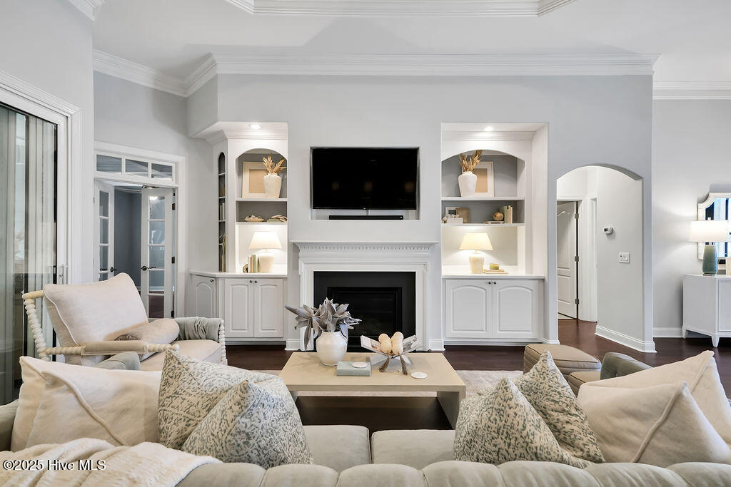 100514876 | Photo 10