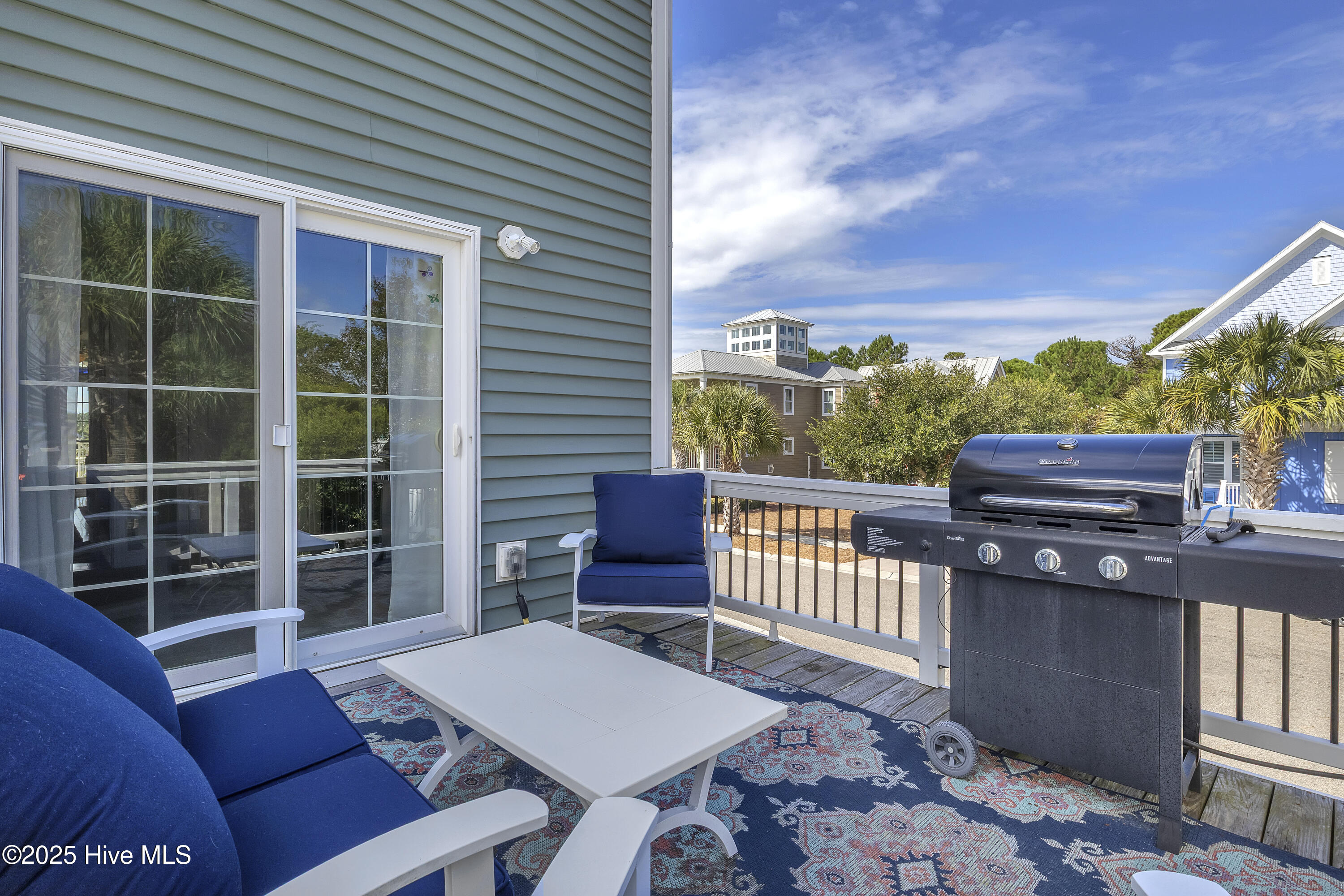 100529504 | Photo 19