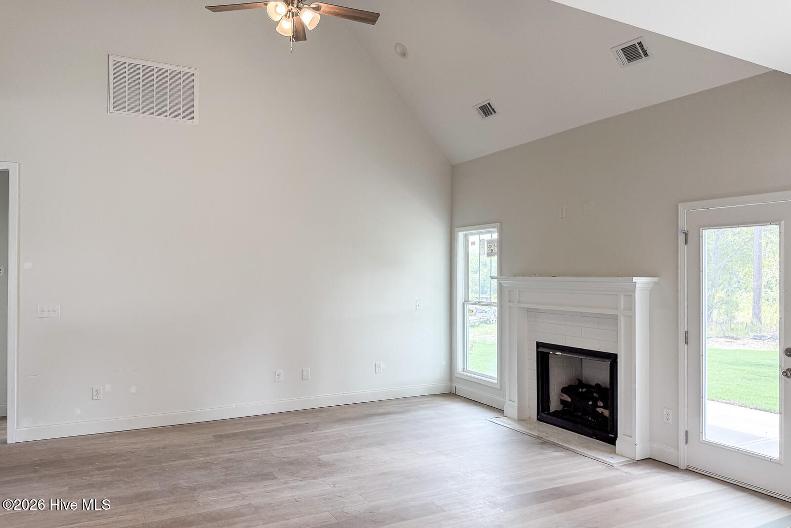 Photo 4 of Single family home for sale at 686 Slade Lake Dr, North Augusta, SC 29841 | MLS# 98256930 | Listing updated on 2026-09-25