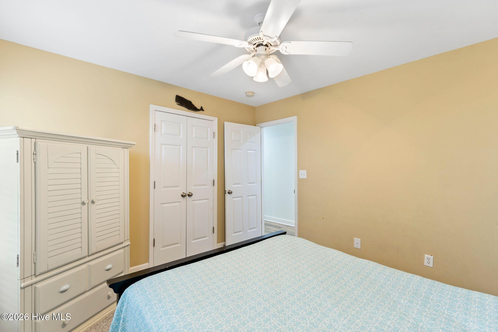 100570292 | Photo 52