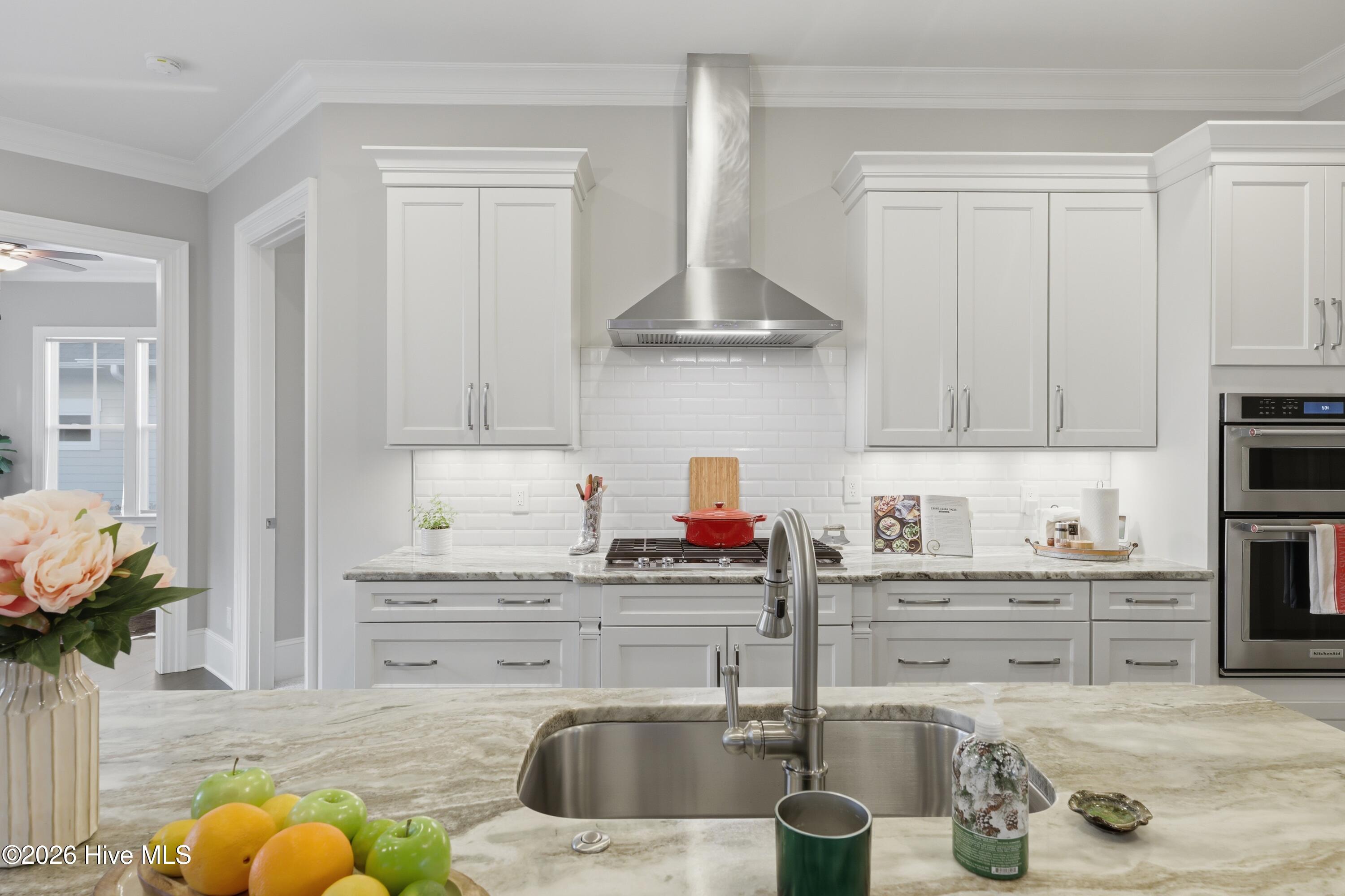 100560697 | Photo 29