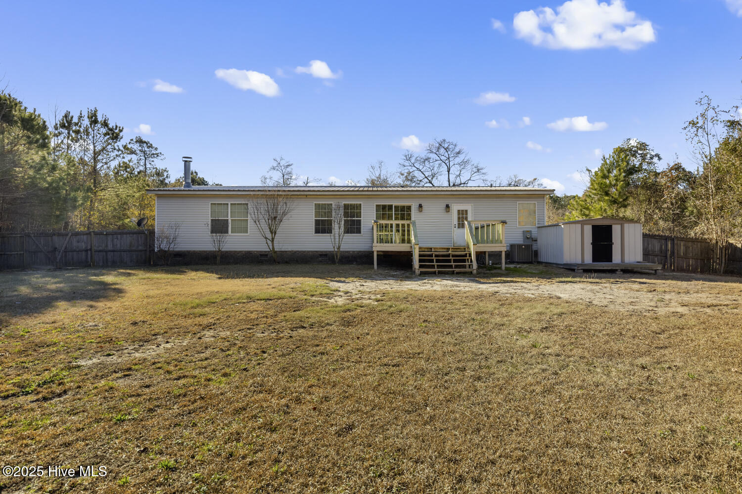 100545745 | Photo 30