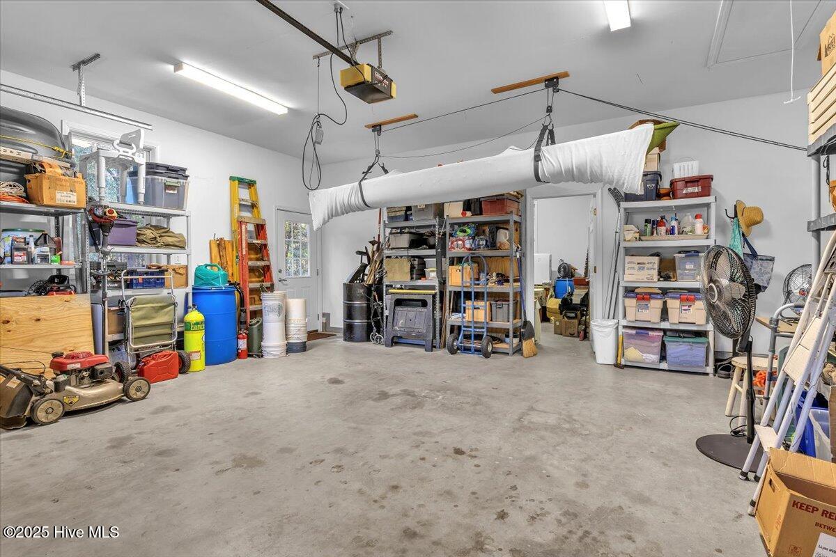 100536639 | Photo 48