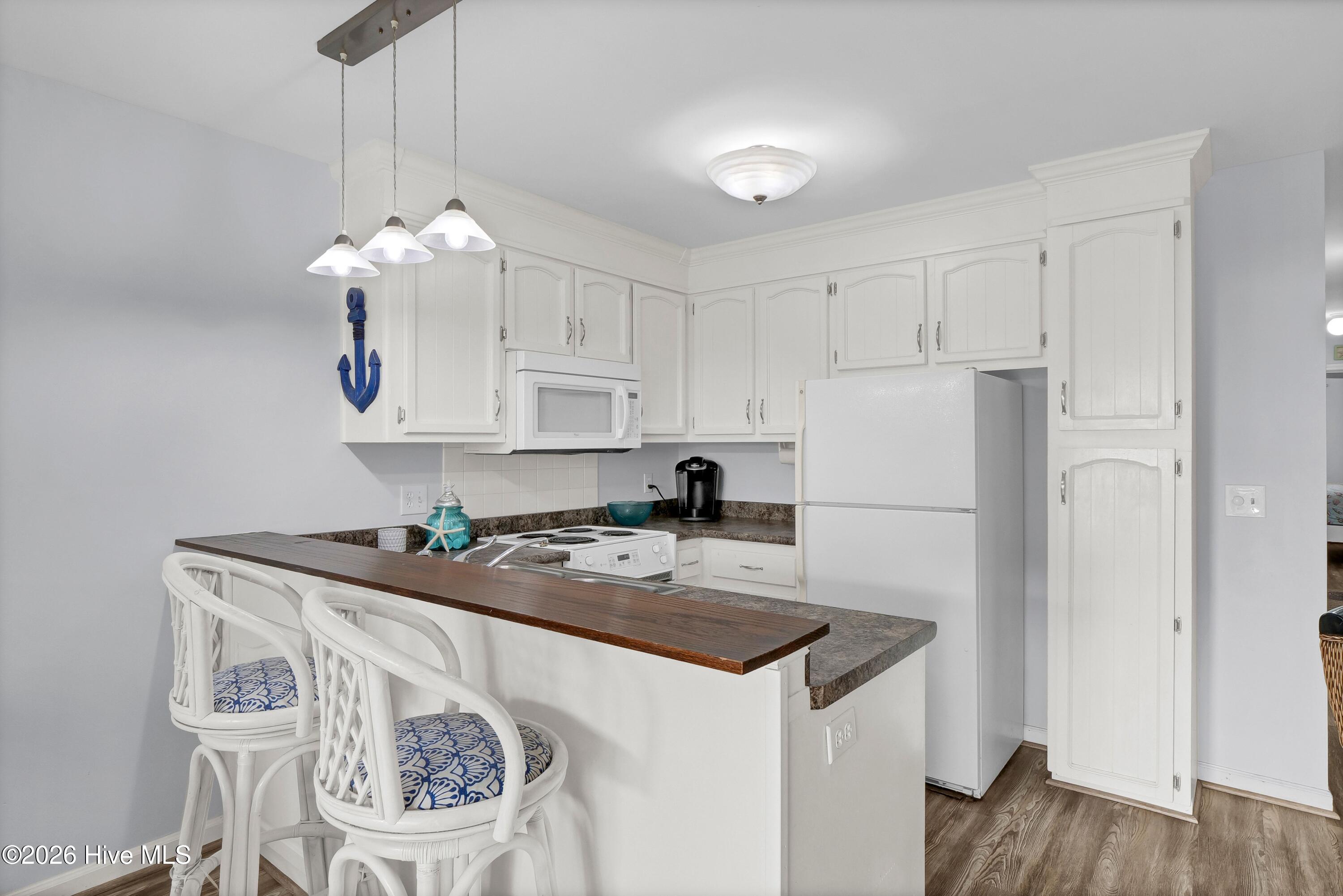 100549670 | Photo 10