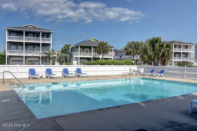 100552893 | Photo 87