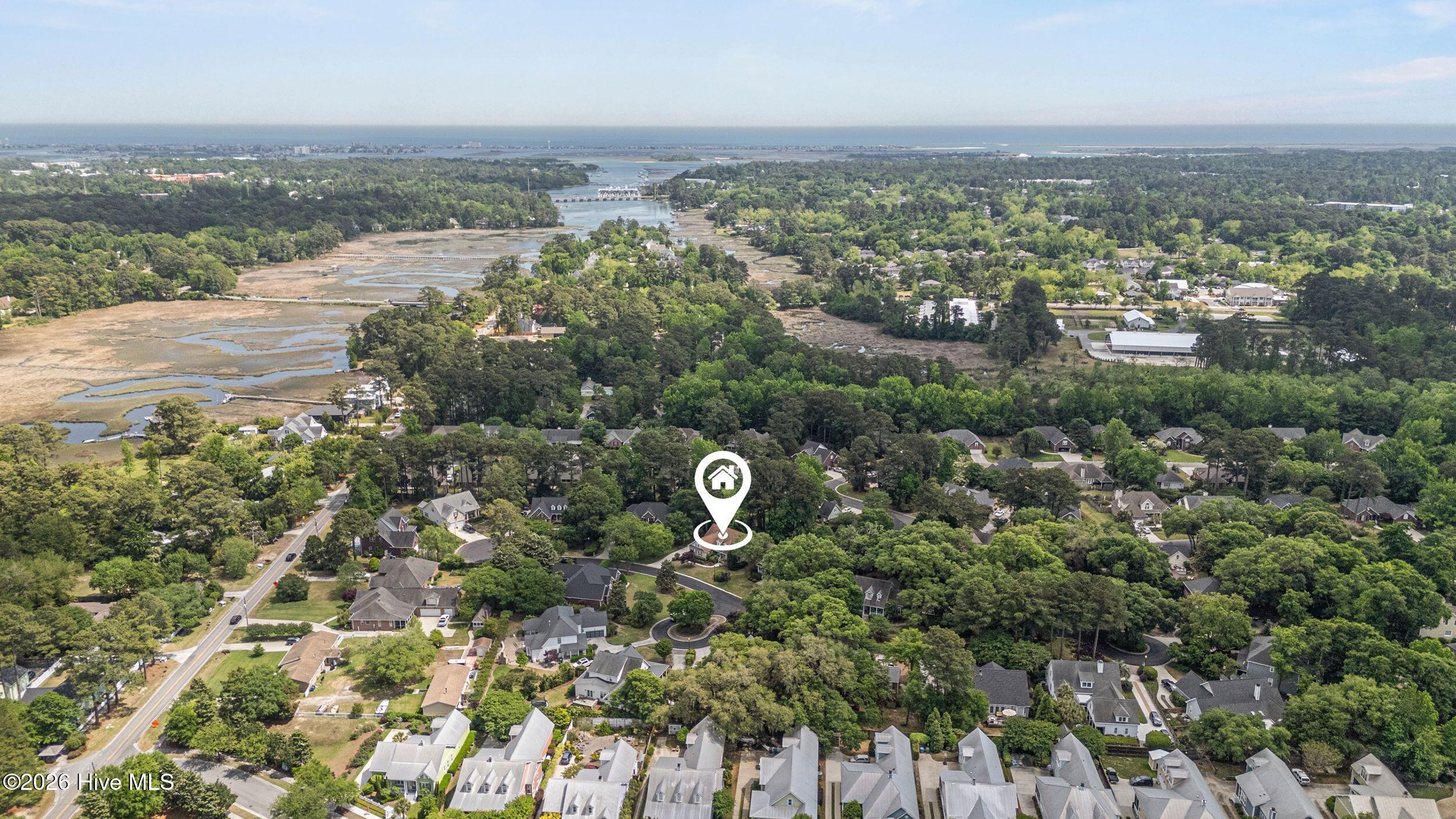 100569840 | Photo 61