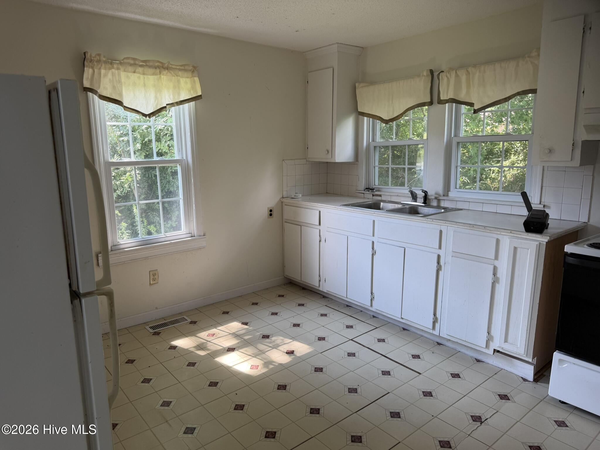 5th image of 22 Warren Chapel Church Rd, Chocowinity, NC 27817 | MLS# 100593440