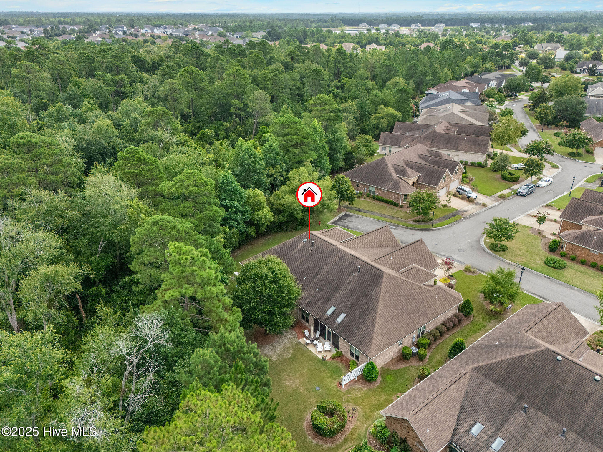 100520063 | Photo 57